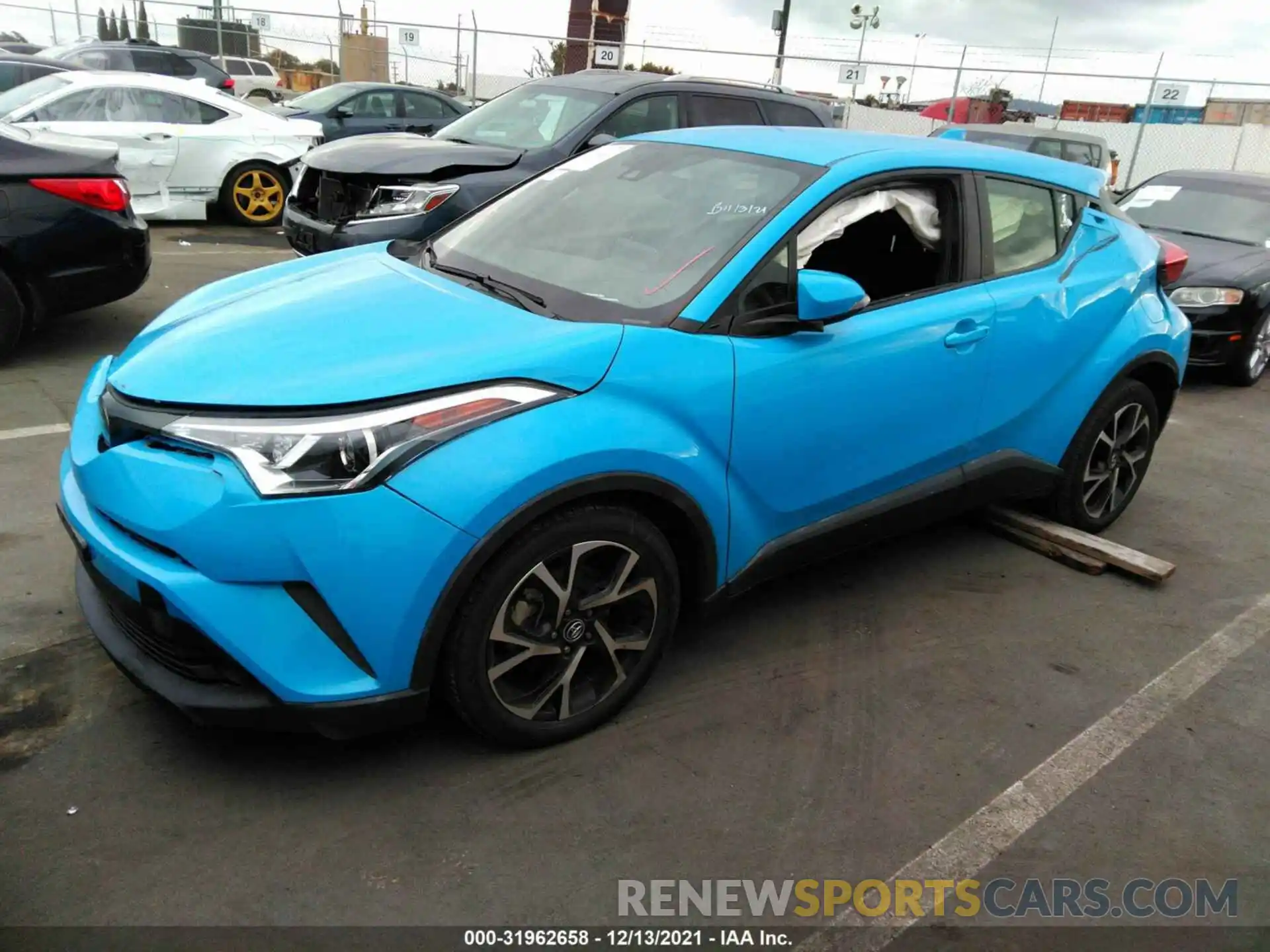 2 Фотография поврежденного автомобиля JTNKHMBX1K1030720 TOYOTA C-HR 2019