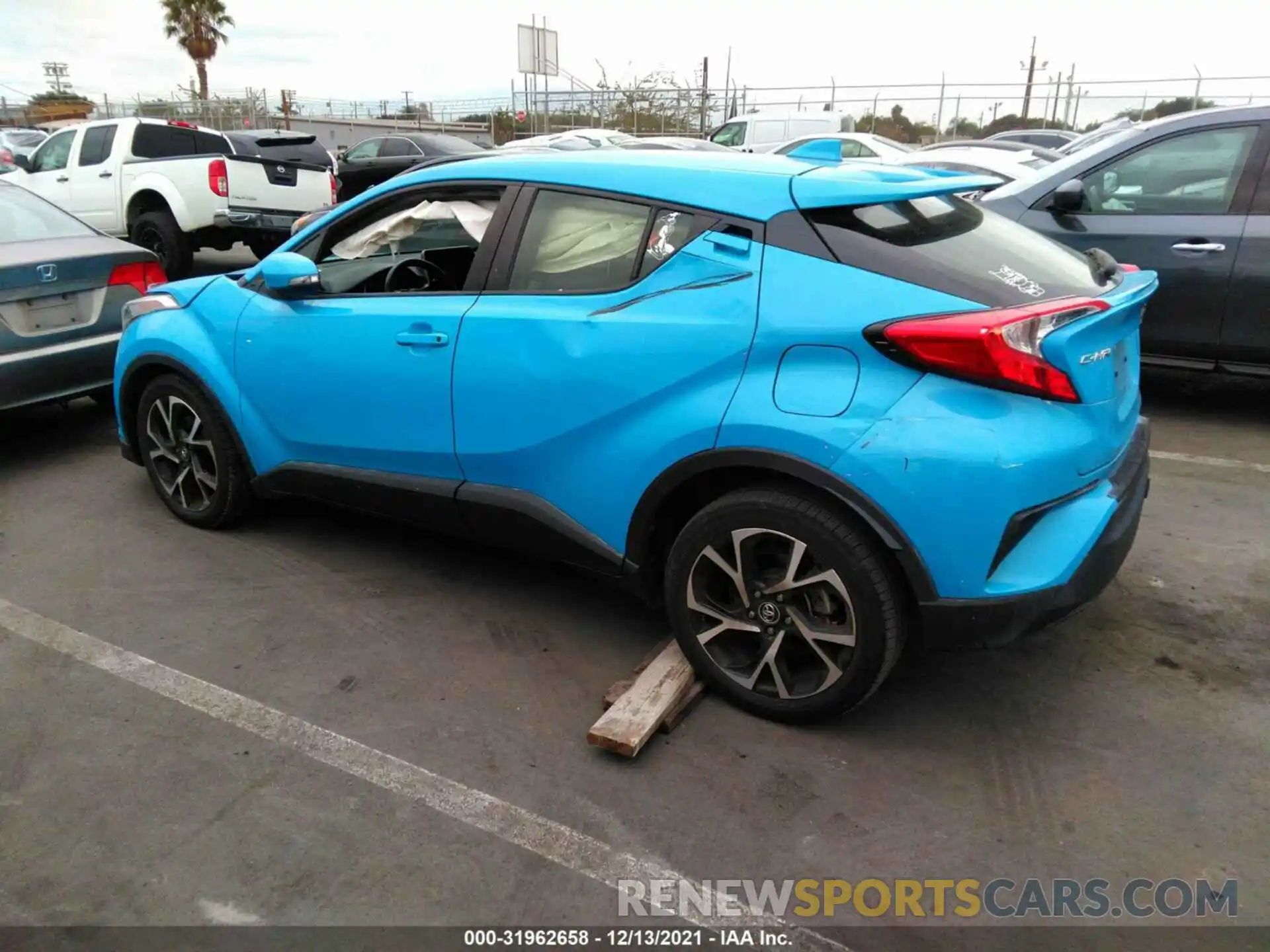 3 Photograph of a damaged car JTNKHMBX1K1030720 TOYOTA C-HR 2019