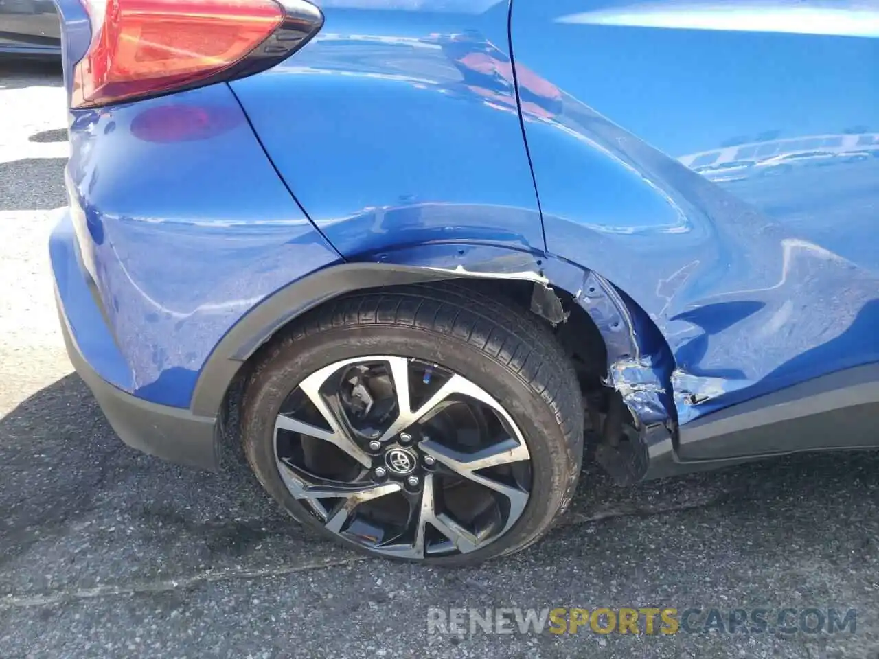 9 Photograph of a damaged car JTNKHMBX1K1032841 TOYOTA C-HR 2019