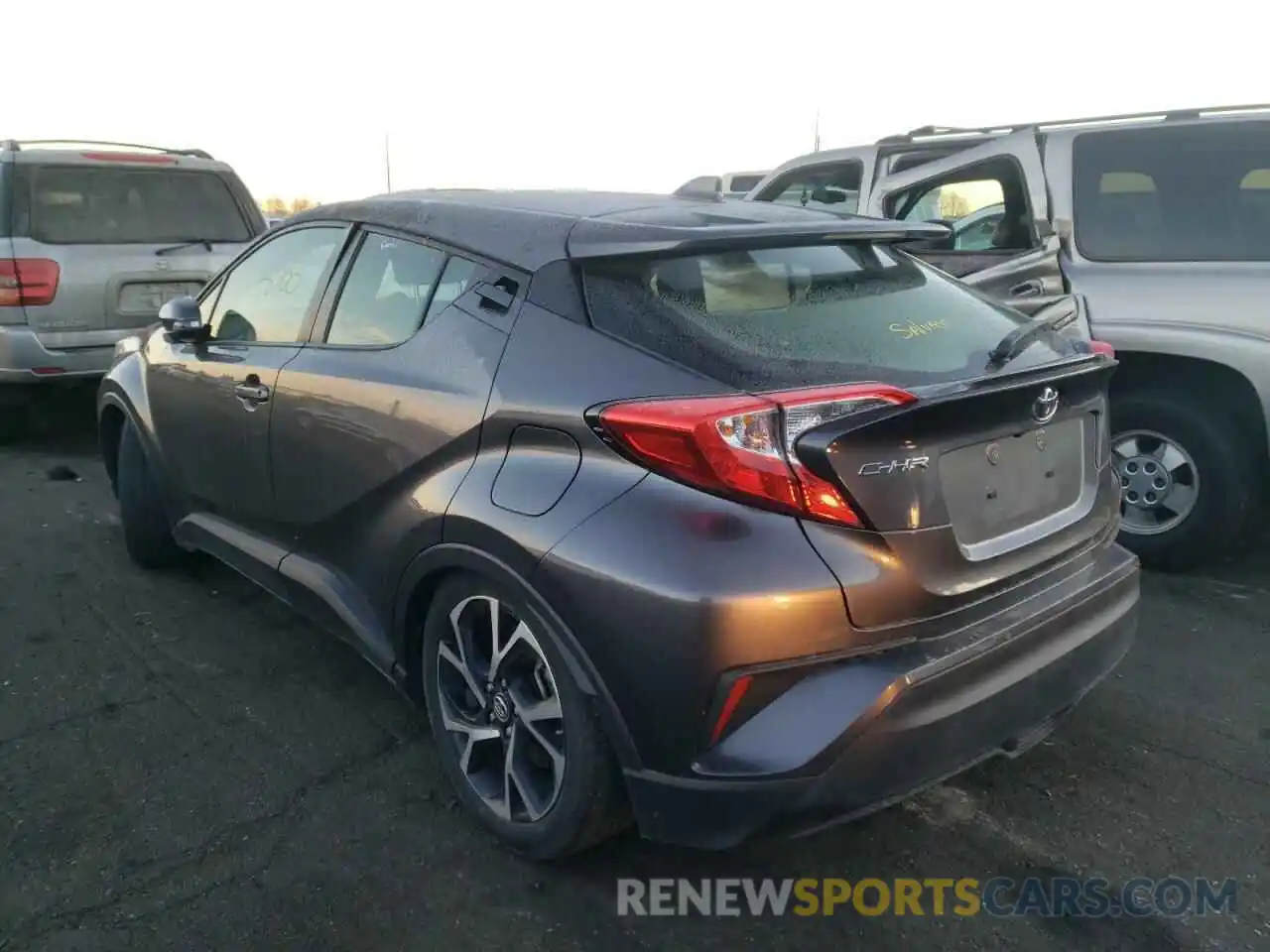 3 Photograph of a damaged car JTNKHMBX1K1033195 TOYOTA C-HR 2019