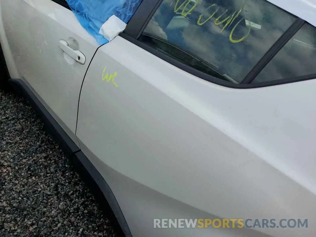 9 Photograph of a damaged car JTNKHMBX1K1034461 TOYOTA C-HR 2019