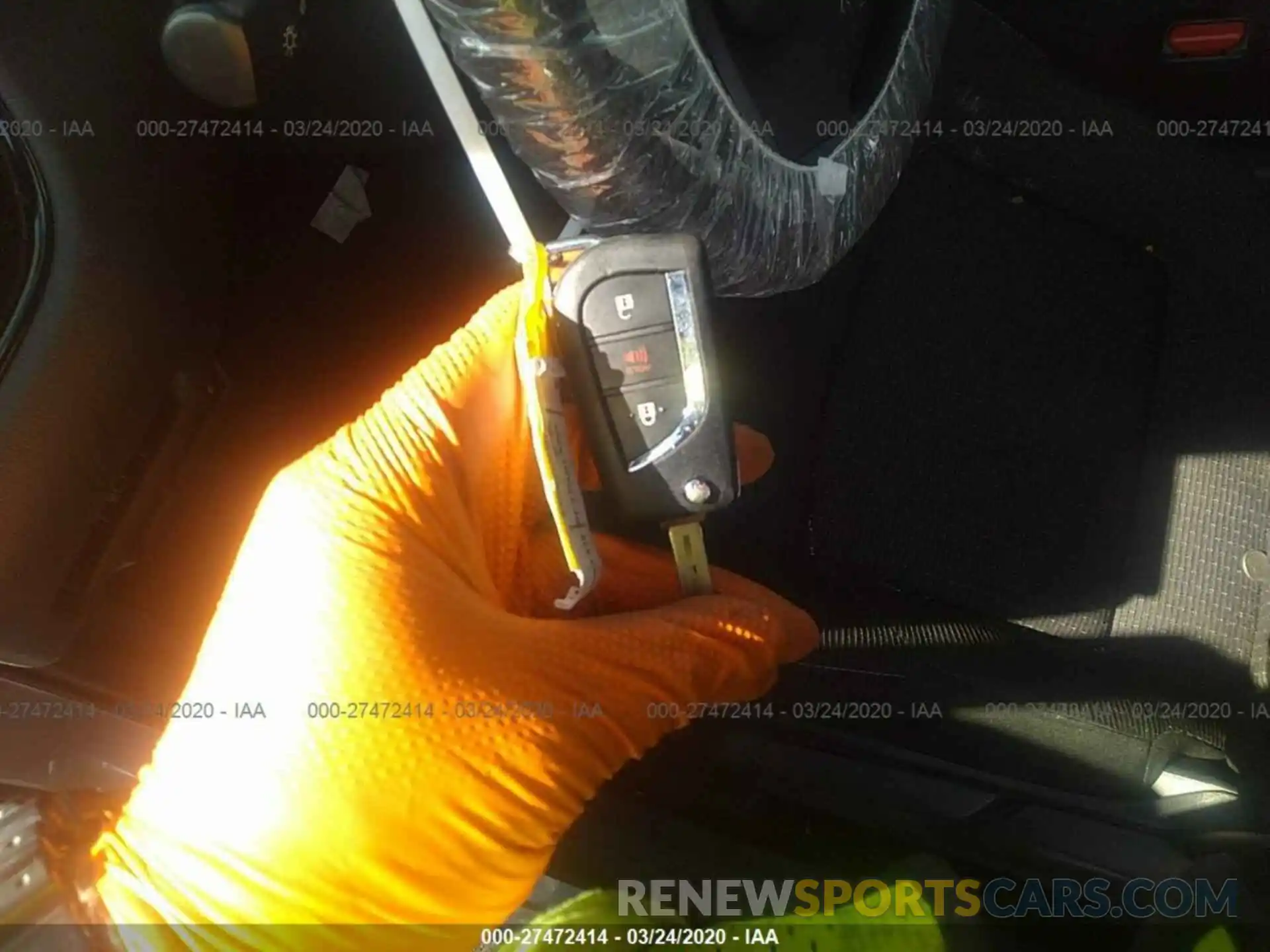 11 Photograph of a damaged car JTNKHMBX1K1040678 TOYOTA C-HR 2019