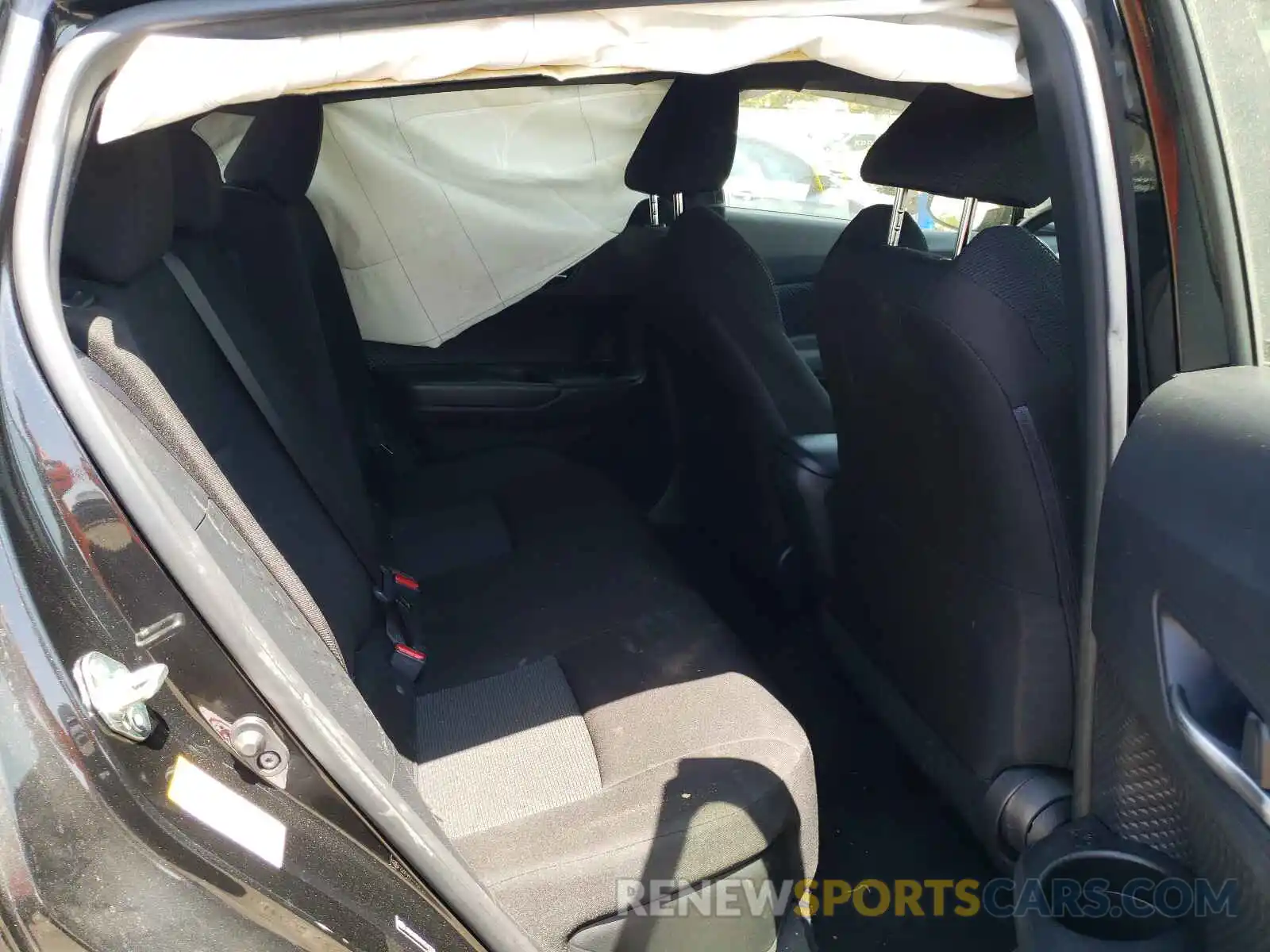 6 Photograph of a damaged car JTNKHMBX1K1041359 TOYOTA C-HR 2019