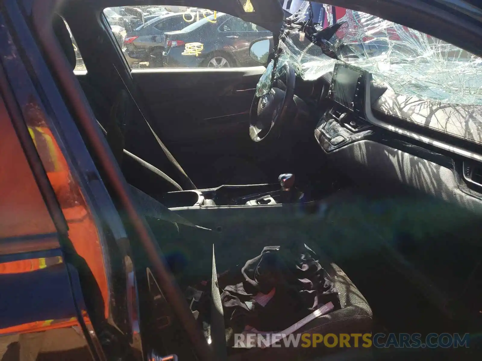 5 Photograph of a damaged car JTNKHMBX1K1042317 TOYOTA C-HR 2019