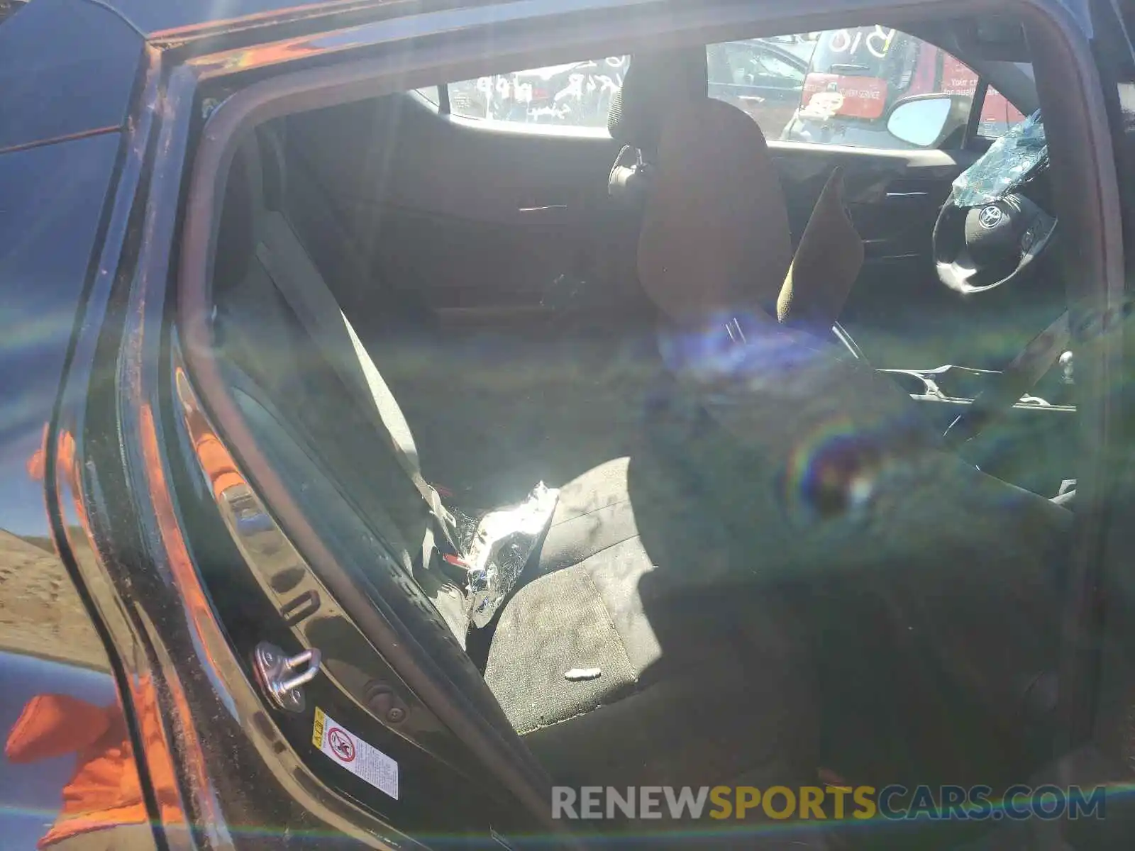 6 Photograph of a damaged car JTNKHMBX1K1042317 TOYOTA C-HR 2019