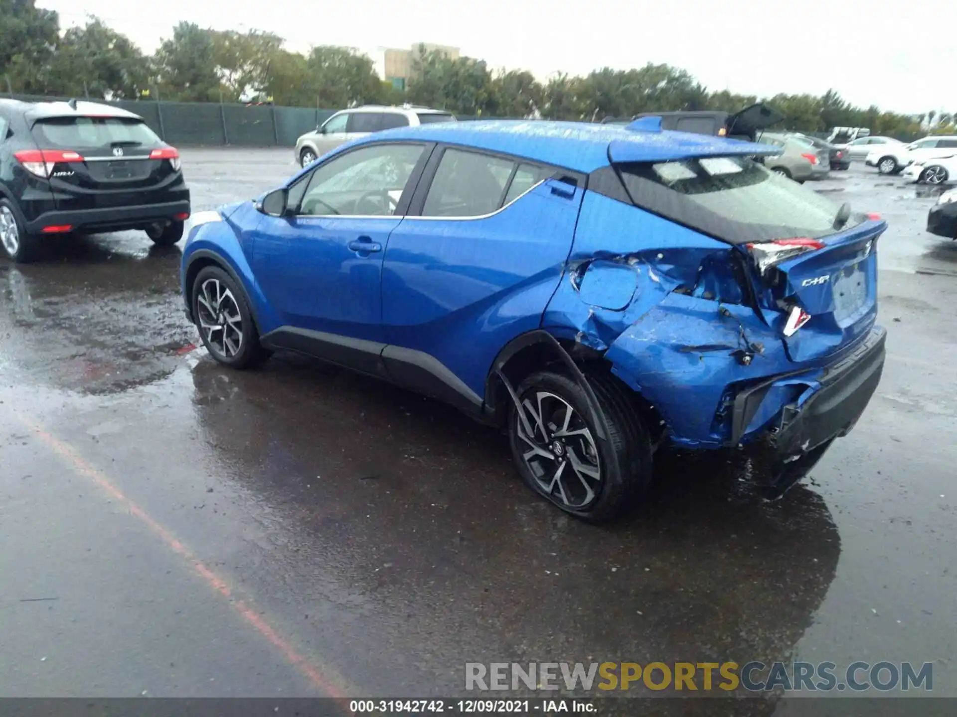 3 Photograph of a damaged car JTNKHMBX1K1048778 TOYOTA C-HR 2019