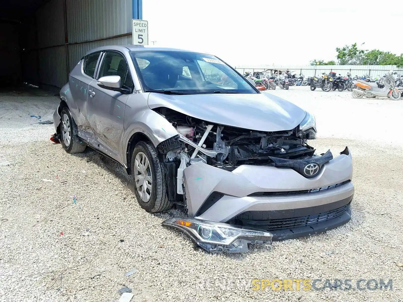 1 Photograph of a damaged car JTNKHMBX2K1022822 TOYOTA C-HR 2019