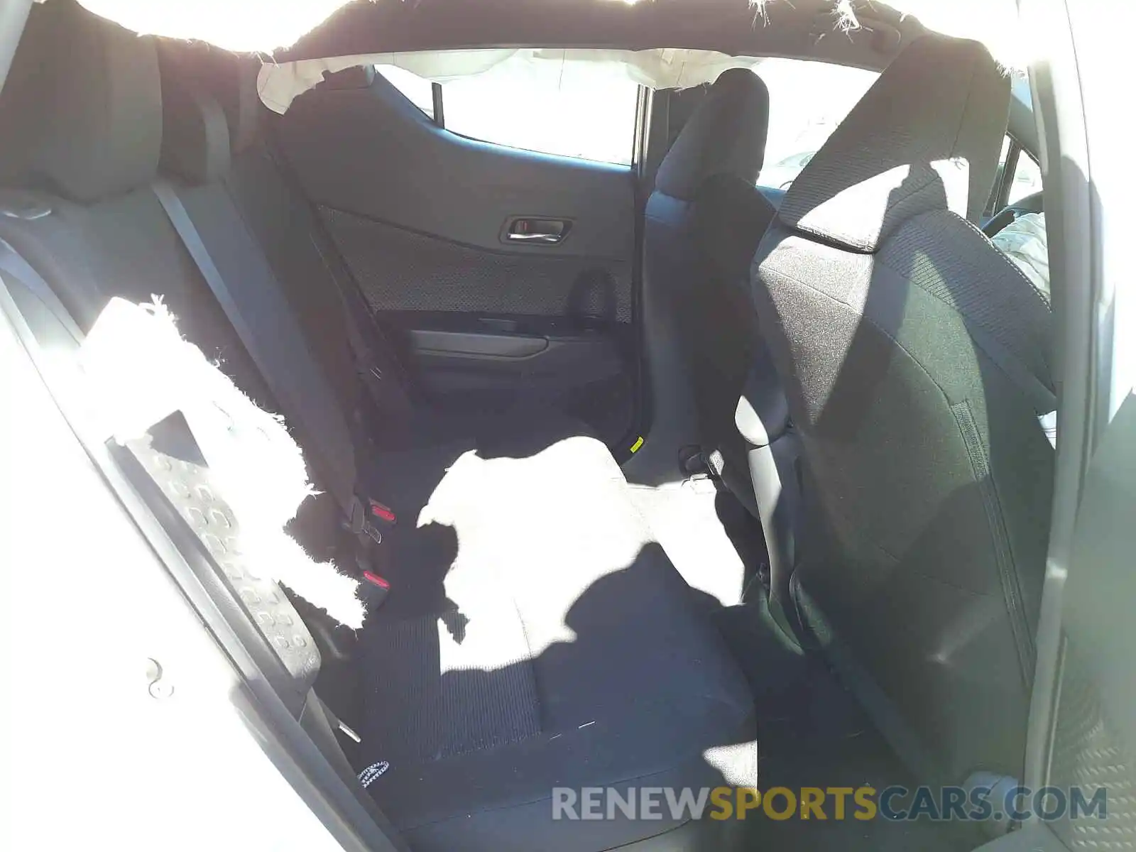 6 Photograph of a damaged car JTNKHMBX2K1029172 TOYOTA C-HR 2019