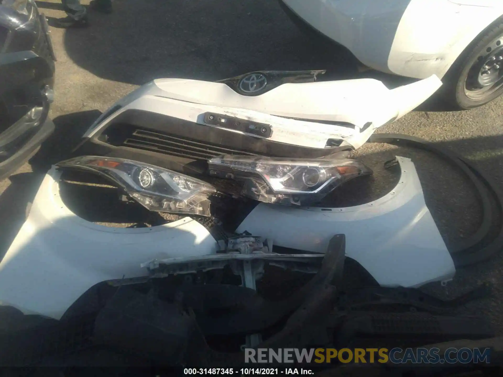 12 Photograph of a damaged car JTNKHMBX2K1031469 TOYOTA C-HR 2019