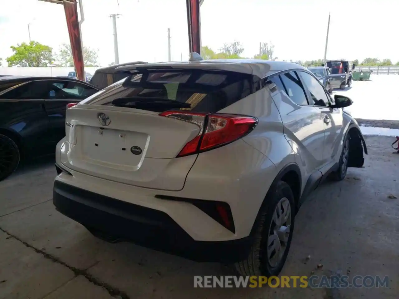 4 Photograph of a damaged car JTNKHMBX2K1035814 TOYOTA C-HR 2019