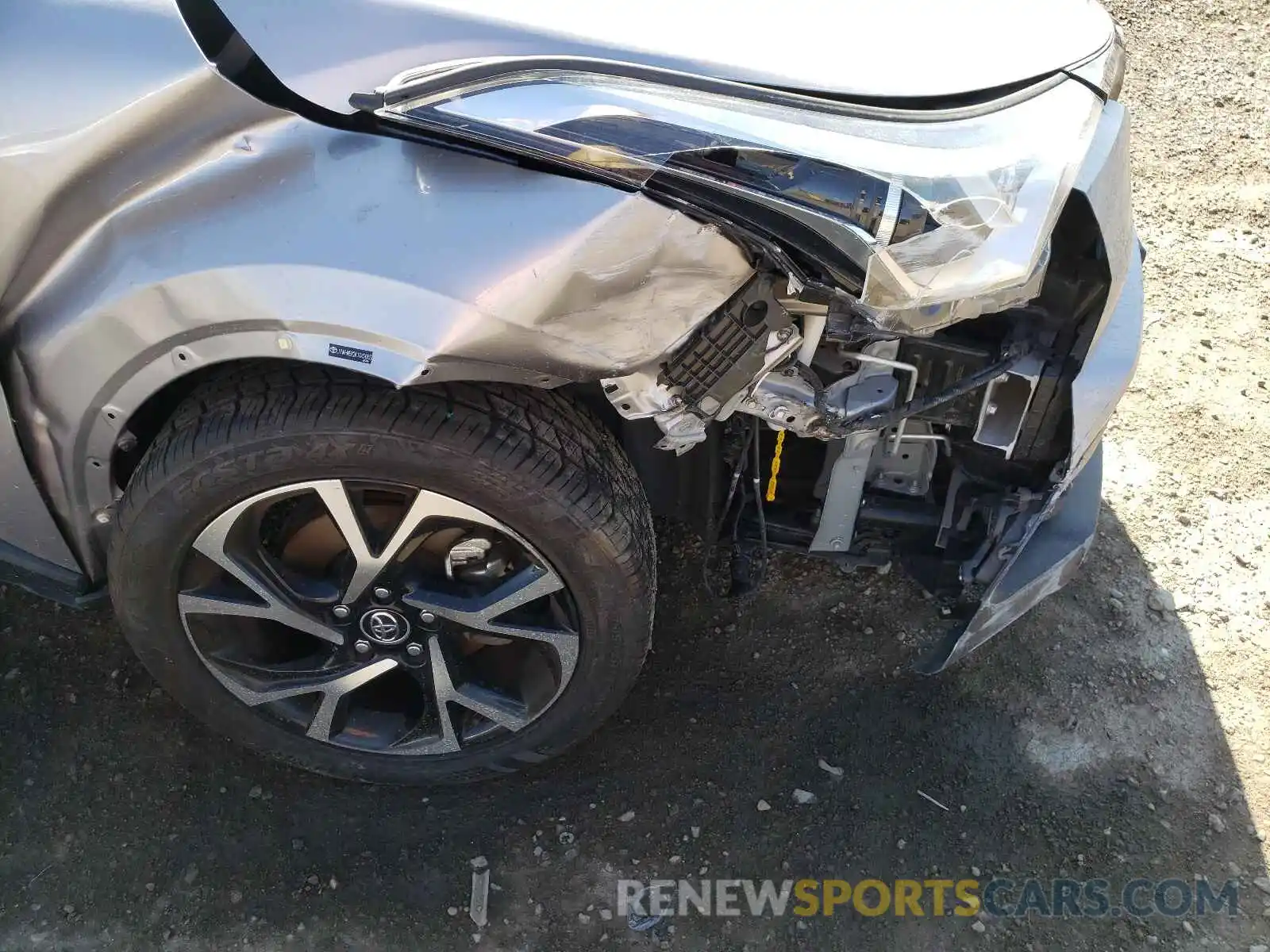 9 Photograph of a damaged car JTNKHMBX2K1042083 TOYOTA C-HR 2019