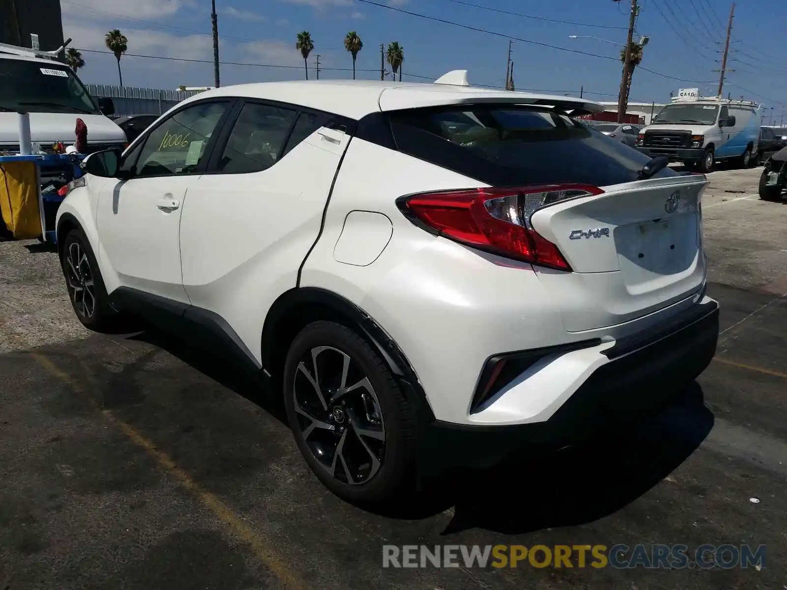 3 Photograph of a damaged car JTNKHMBX2K1055366 TOYOTA C-HR 2019