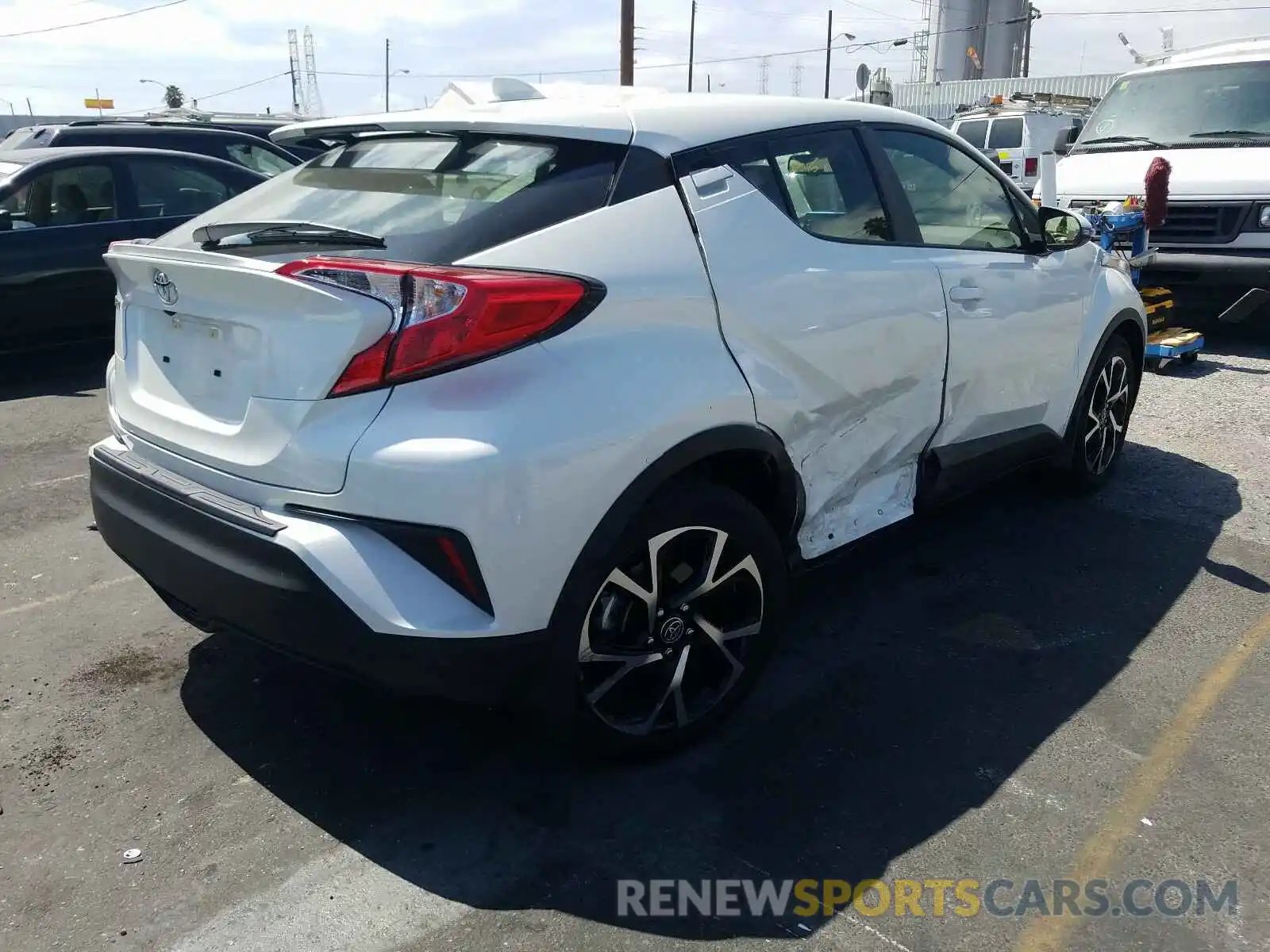 4 Photograph of a damaged car JTNKHMBX2K1055366 TOYOTA C-HR 2019