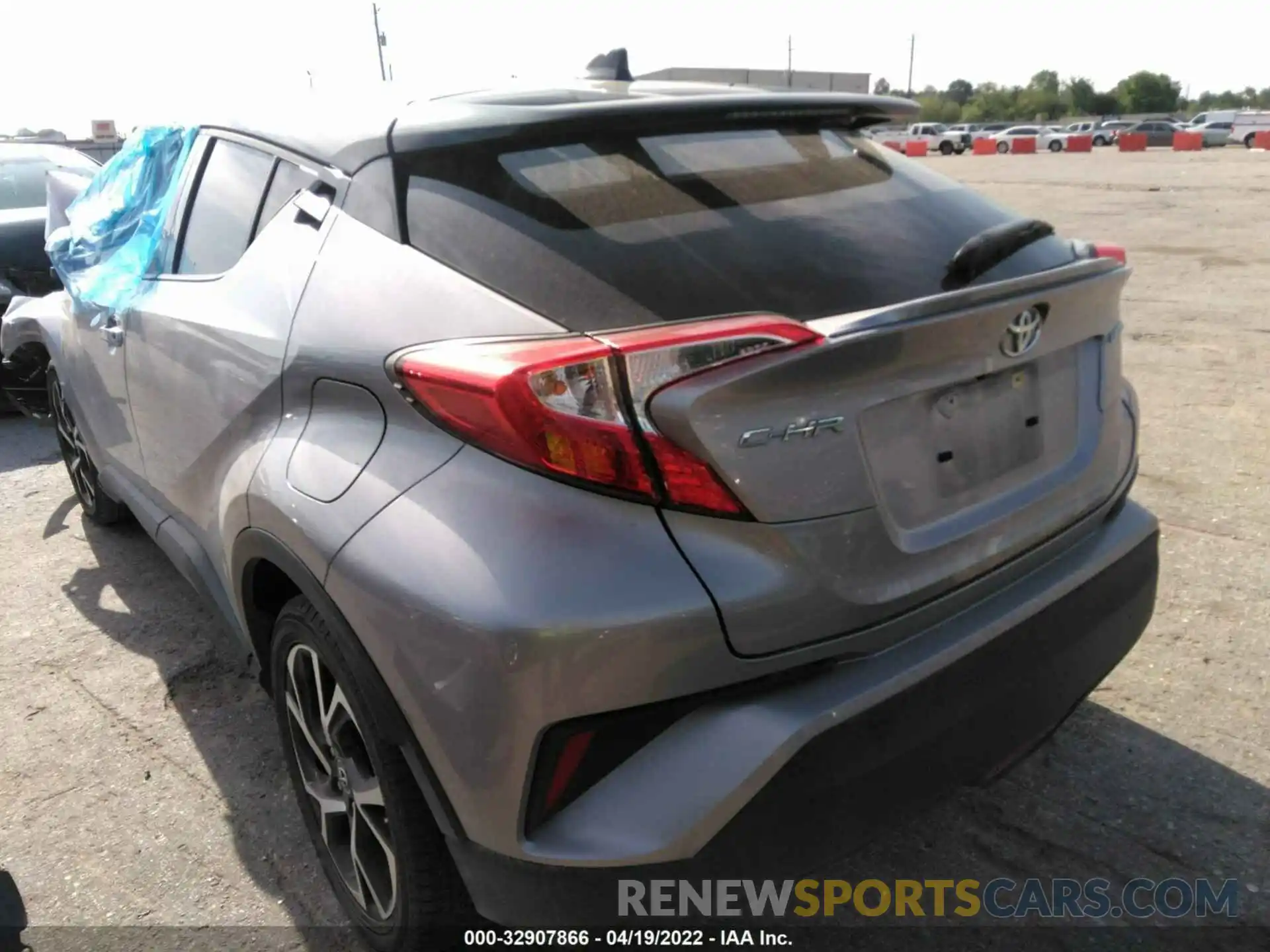 3 Photograph of a damaged car JTNKHMBX3K1012364 TOYOTA C-HR 2019