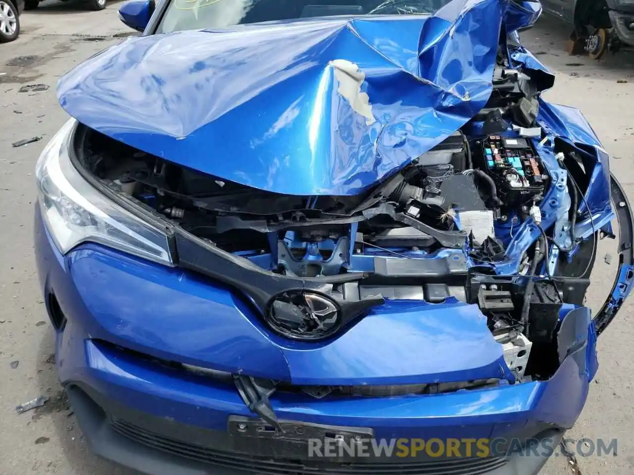 9 Photograph of a damaged car JTNKHMBX3K1013868 TOYOTA C-HR 2019