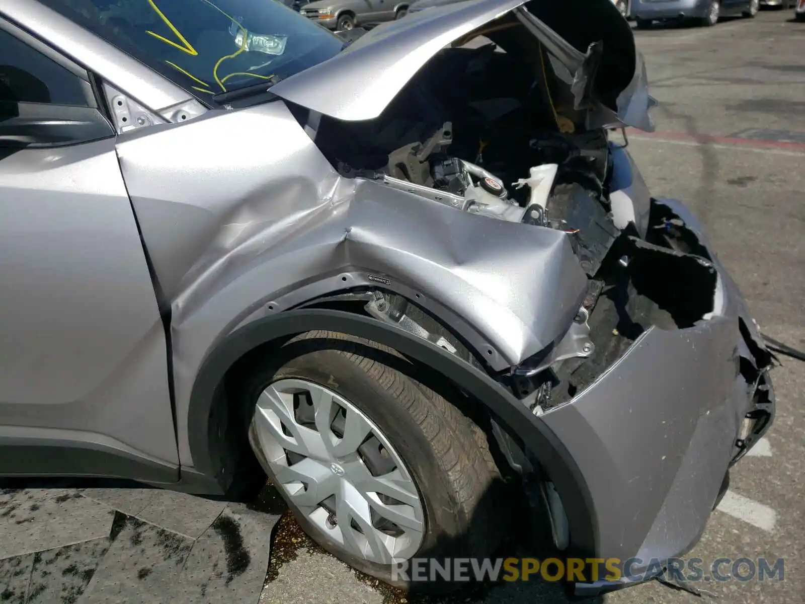 9 Photograph of a damaged car JTNKHMBX3K1021422 TOYOTA C-HR 2019