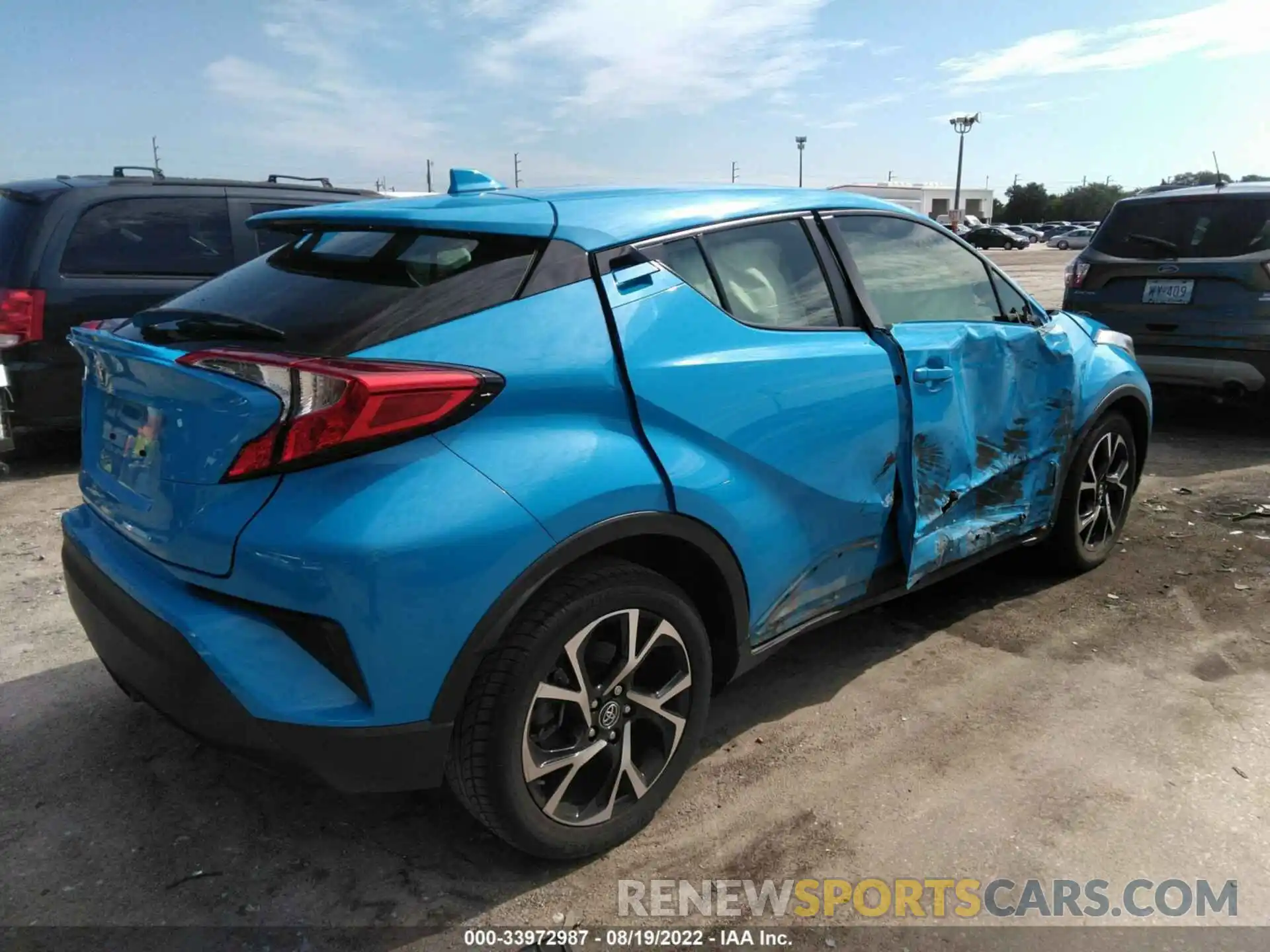 4 Фотография поврежденного автомобиля JTNKHMBX3K1025857 TOYOTA C-HR 2019