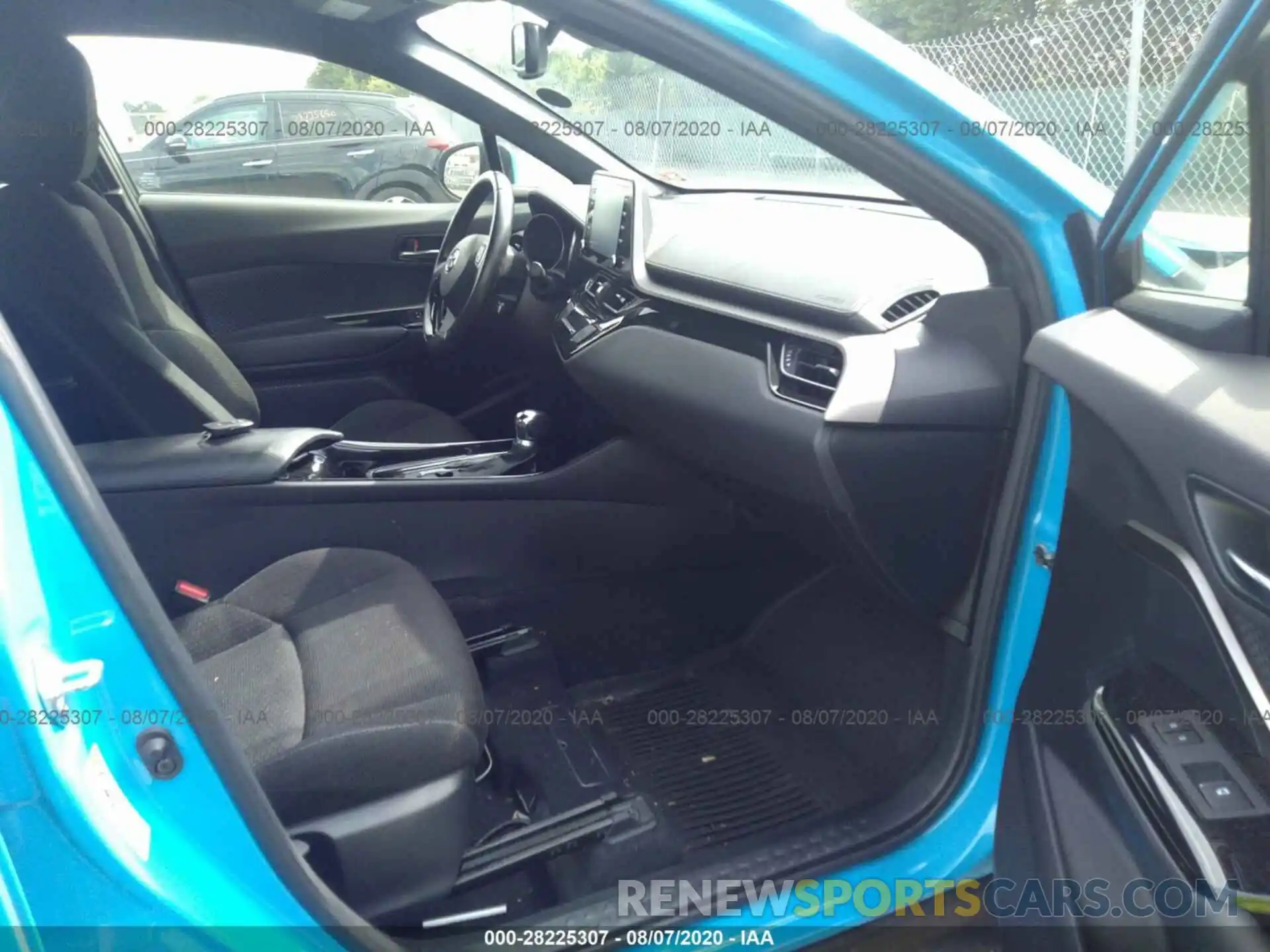 5 Photograph of a damaged car JTNKHMBX3K1027091 TOYOTA C-HR 2019