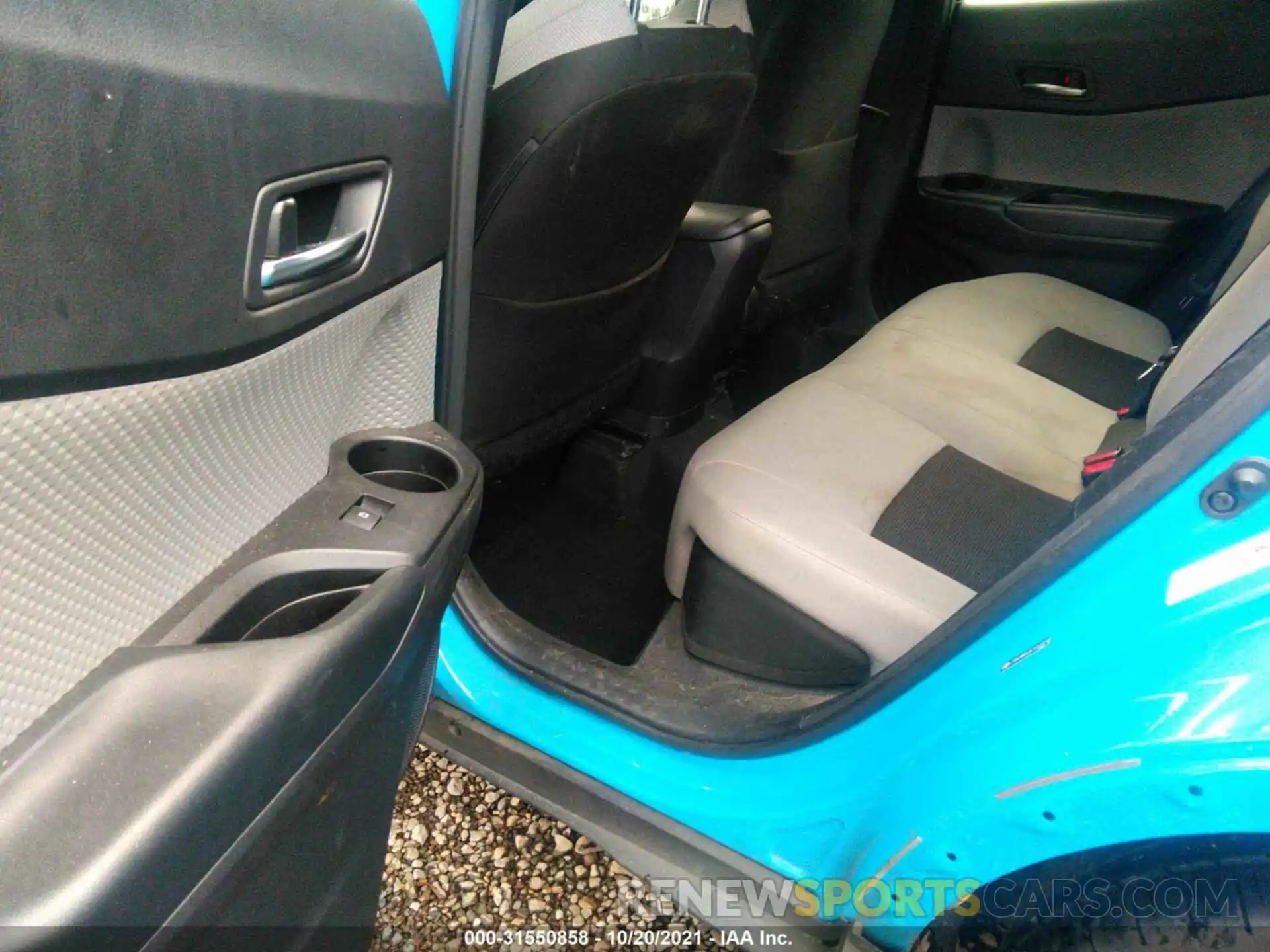 8 Photograph of a damaged car JTNKHMBX3K1027379 TOYOTA C-HR 2019