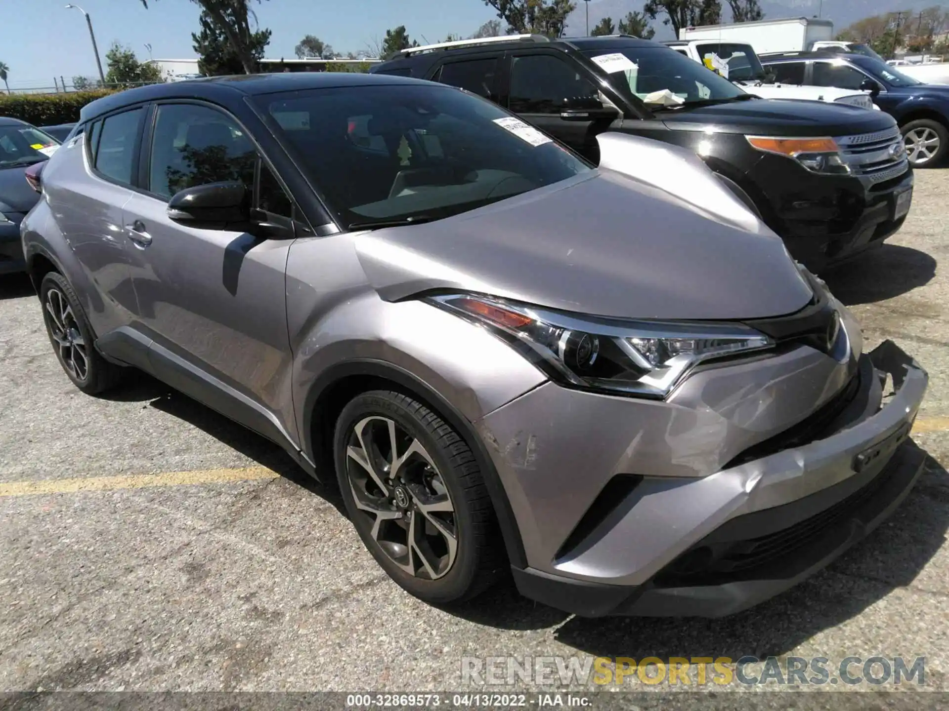 1 Photograph of a damaged car JTNKHMBX3K1031464 TOYOTA C-HR 2019