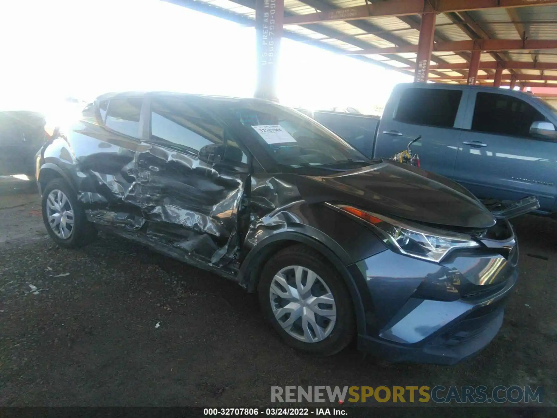 1 Photograph of a damaged car JTNKHMBX3K1038687 TOYOTA C-HR 2019