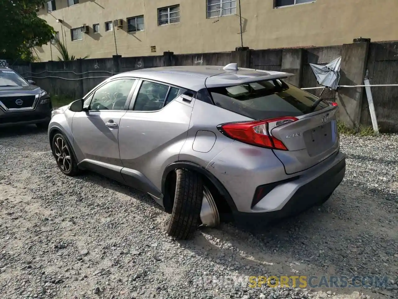 3 Фотография поврежденного автомобиля JTNKHMBX3K1042013 TOYOTA C-HR 2019