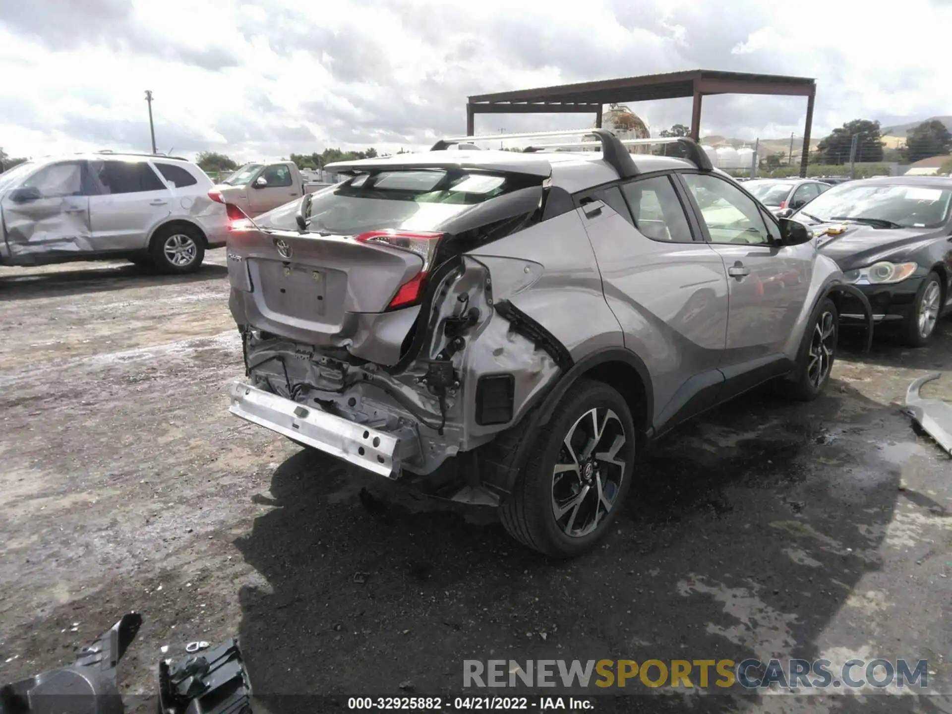 4 Photograph of a damaged car JTNKHMBX3K1048524 TOYOTA C-HR 2019