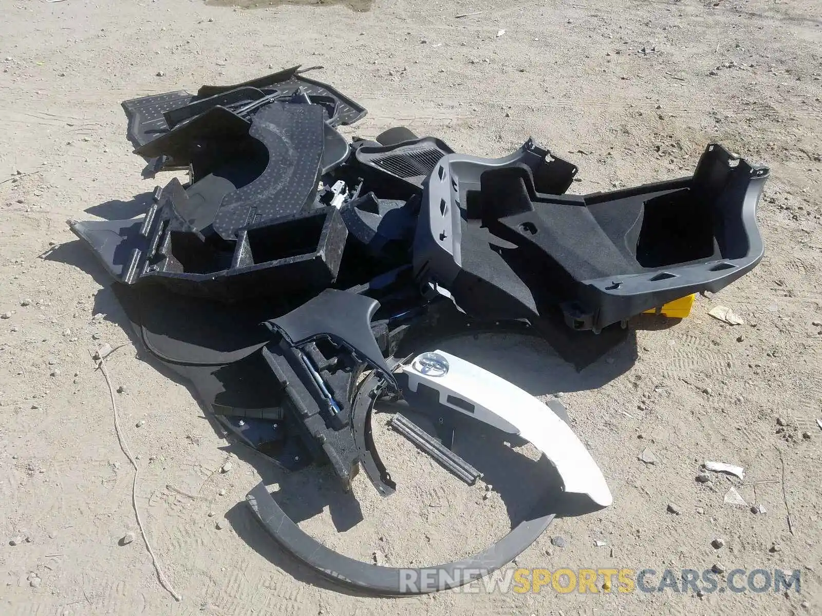 9 Photograph of a damaged car JTNKHMBX3K1062259 TOYOTA C-HR 2019