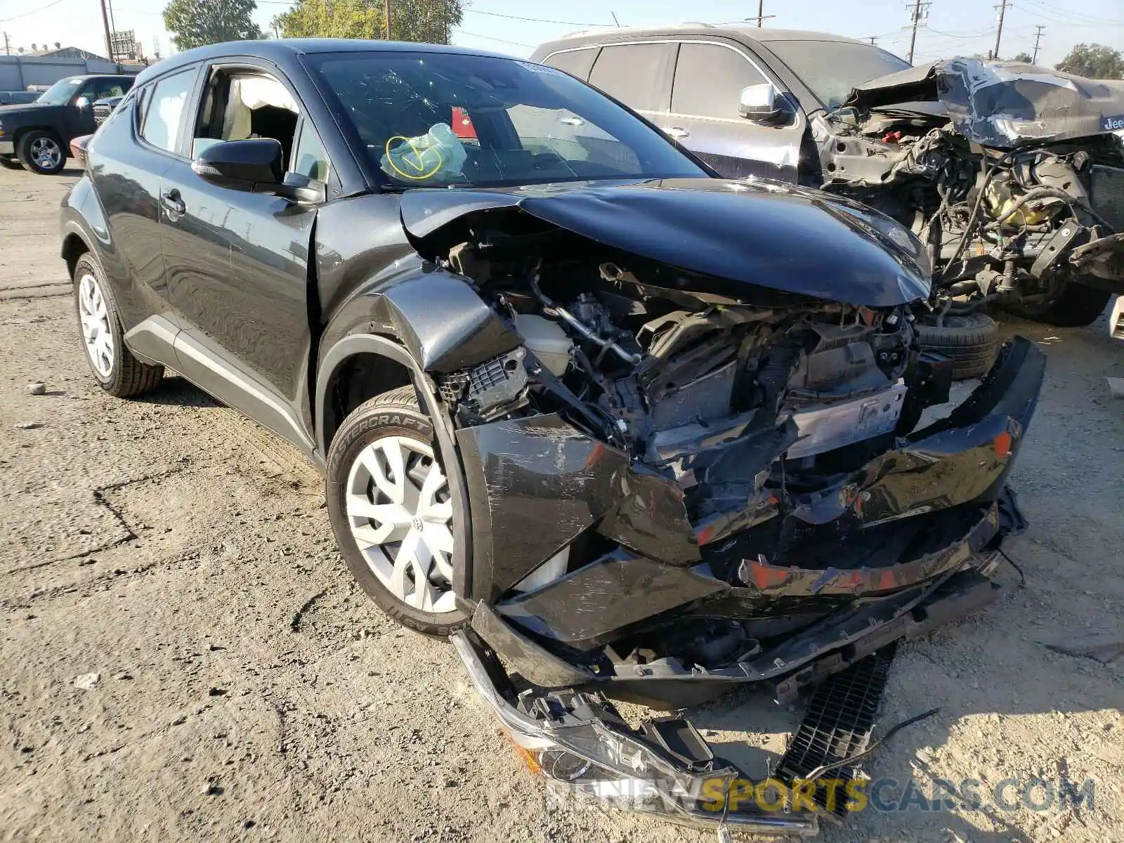 1 Photograph of a damaged car JTNKHMBX4K1012664 TOYOTA C-HR 2019