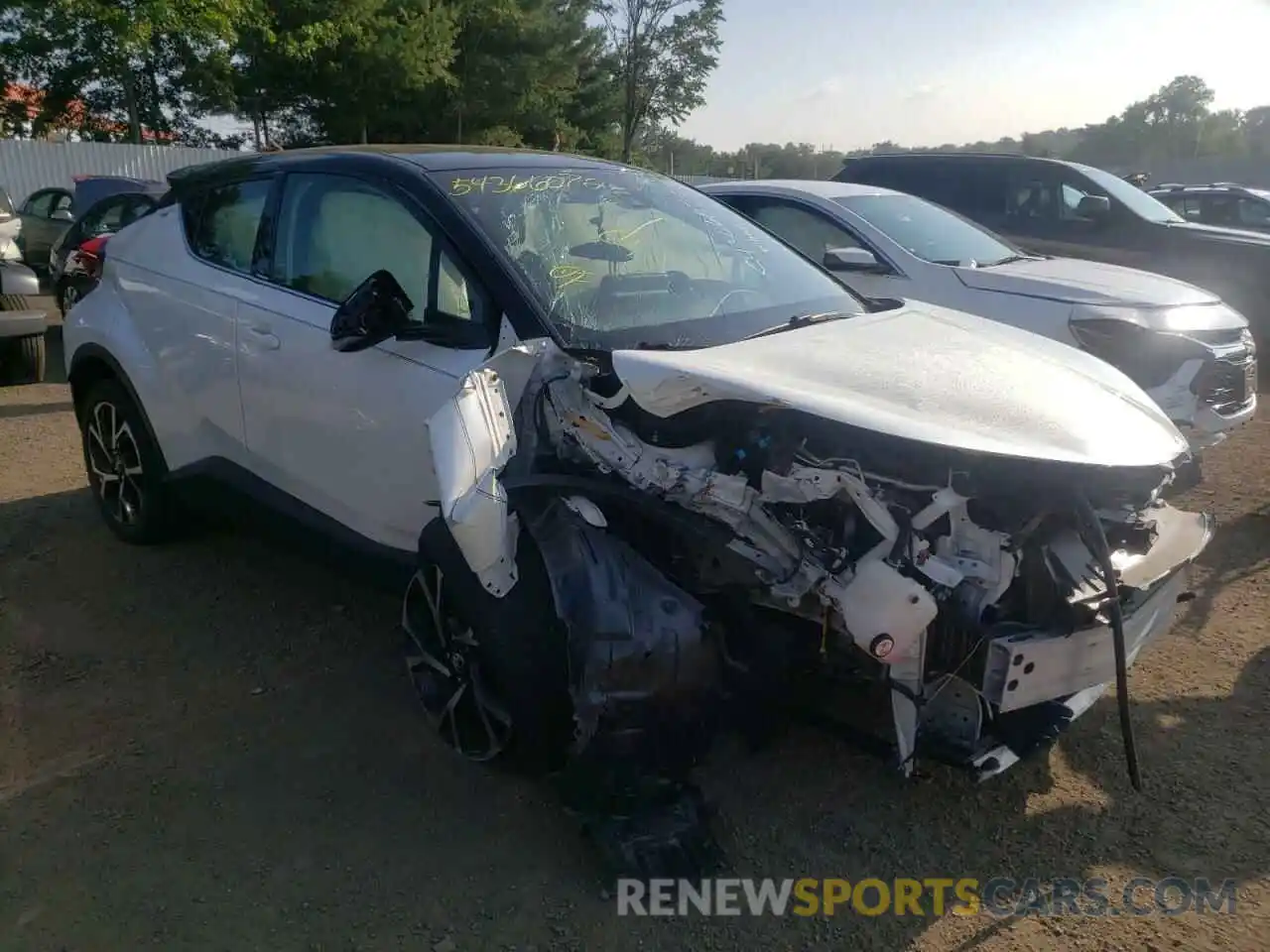 1 Photograph of a damaged car JTNKHMBX4K1017735 TOYOTA C-HR 2019