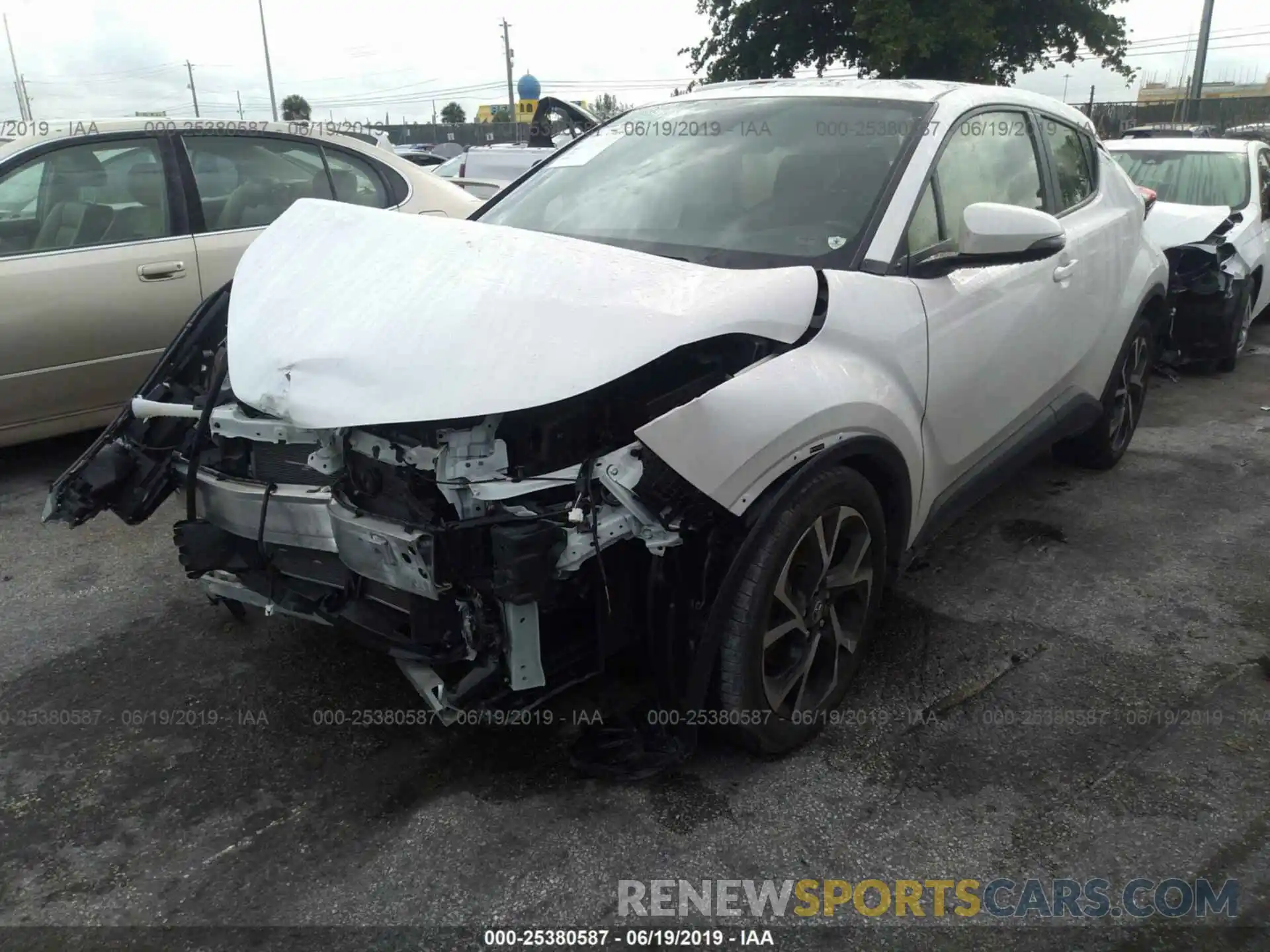 2 Photograph of a damaged car JTNKHMBX4K1020151 TOYOTA C-HR 2019