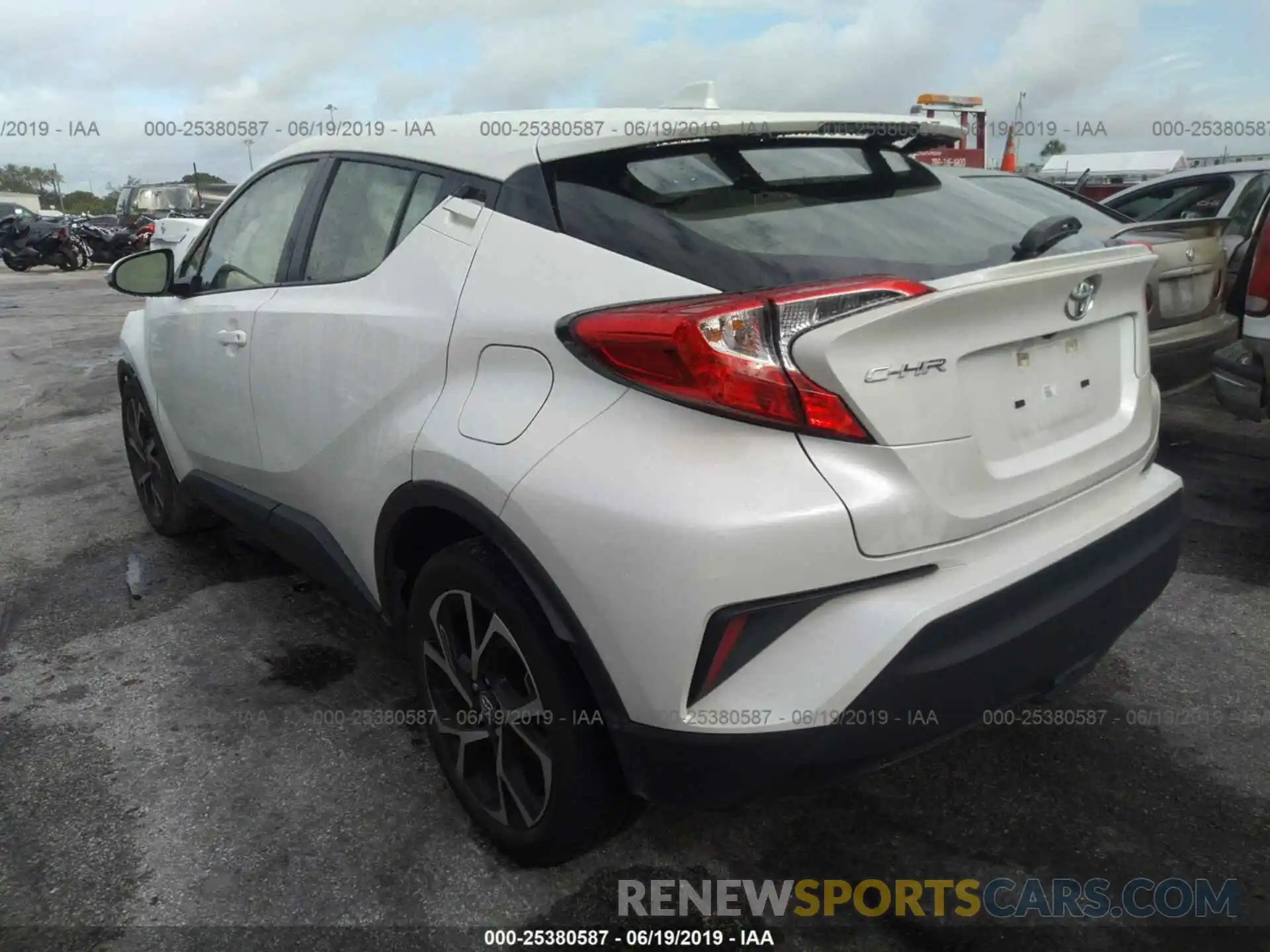 3 Photograph of a damaged car JTNKHMBX4K1020151 TOYOTA C-HR 2019