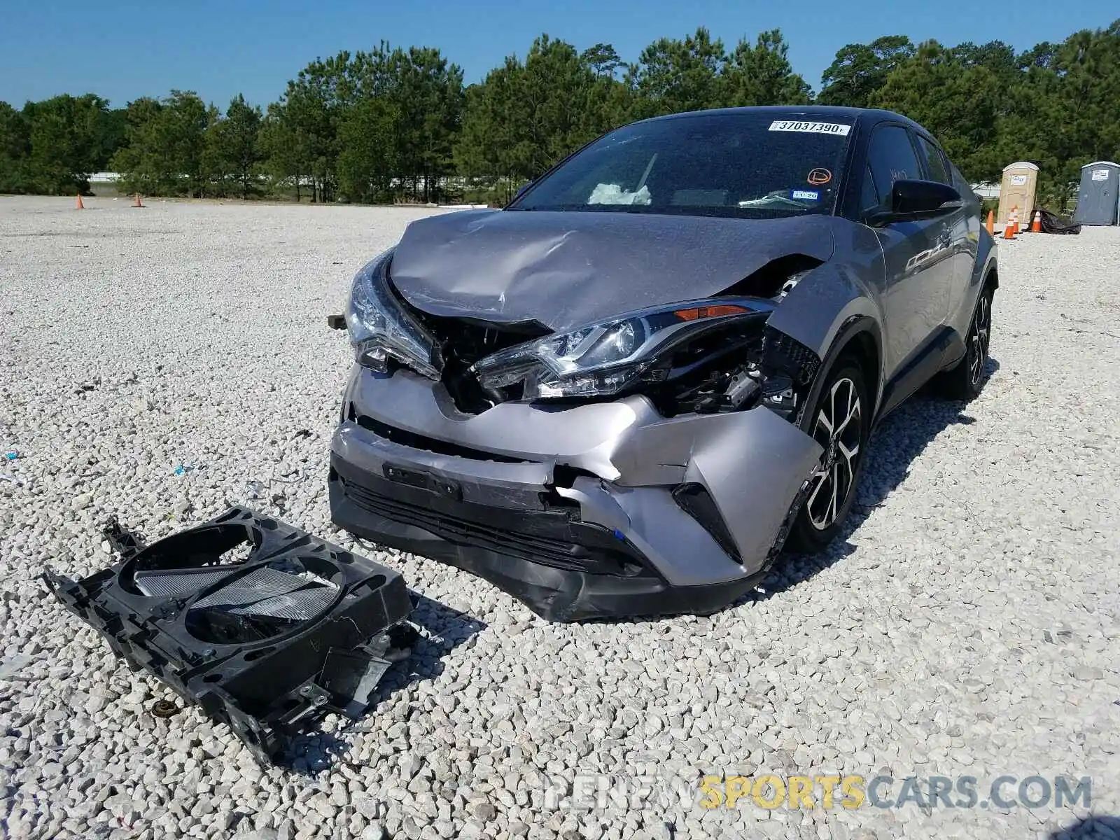 2 Photograph of a damaged car JTNKHMBX4K1024023 TOYOTA C-HR 2019