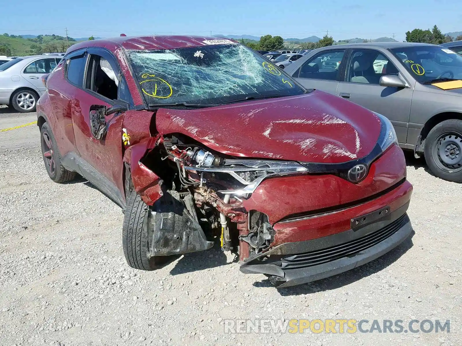 1 Photograph of a damaged car JTNKHMBX4K1024913 TOYOTA C-HR 2019