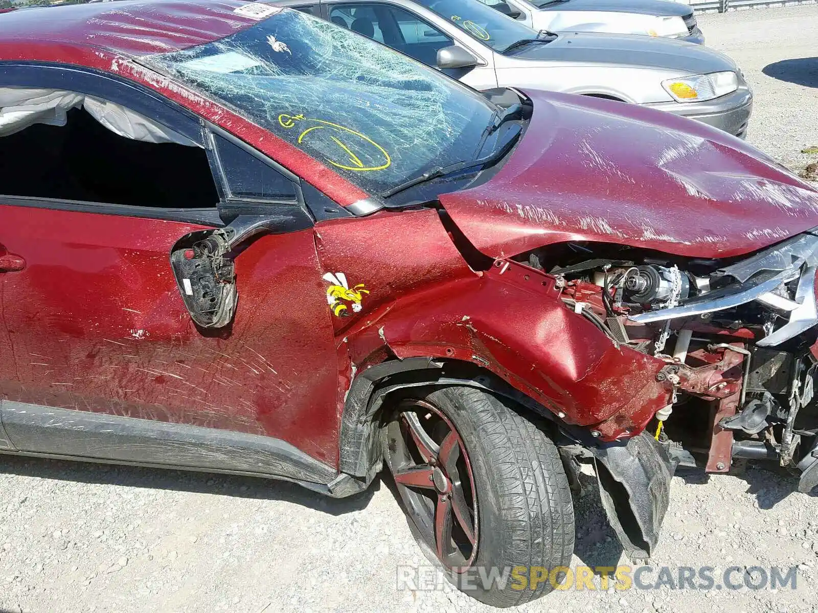 9 Photograph of a damaged car JTNKHMBX4K1024913 TOYOTA C-HR 2019