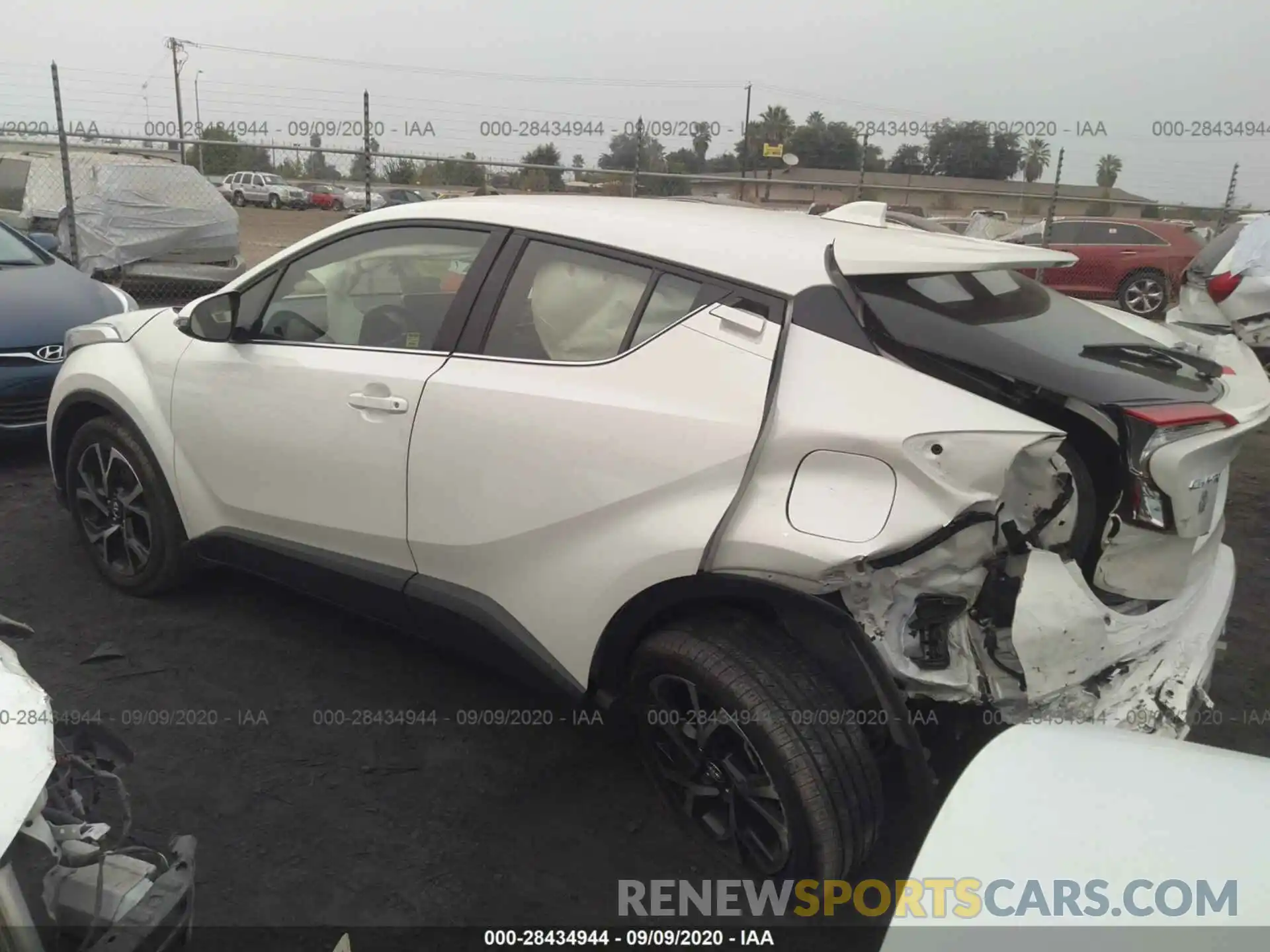 3 Photograph of a damaged car JTNKHMBX4K1029061 TOYOTA C-HR 2019