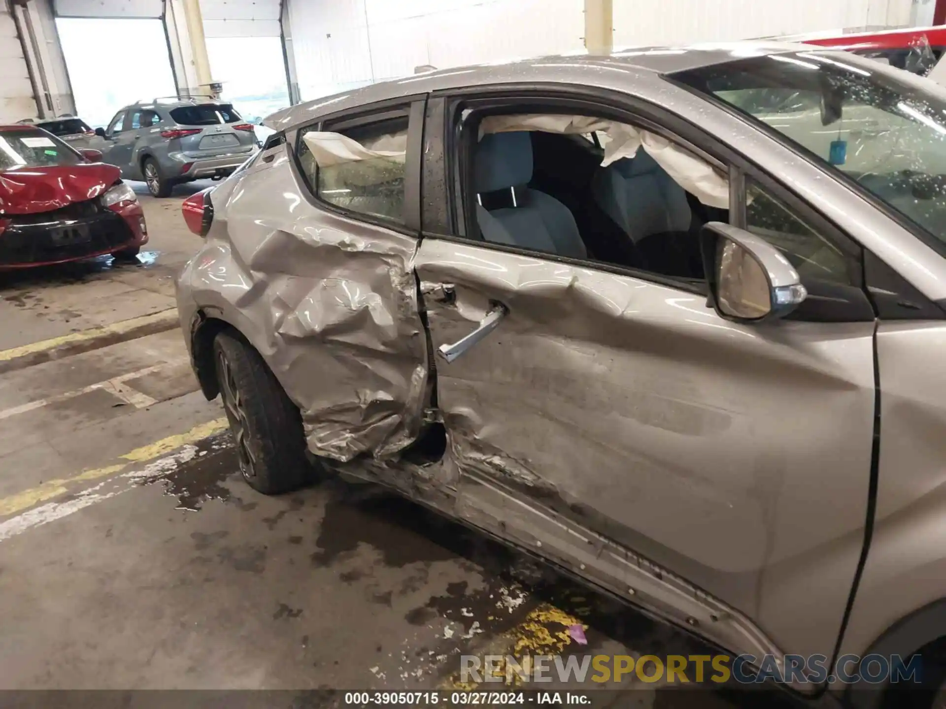 6 Photograph of a damaged car JTNKHMBX4K1034079 TOYOTA C-HR 2019