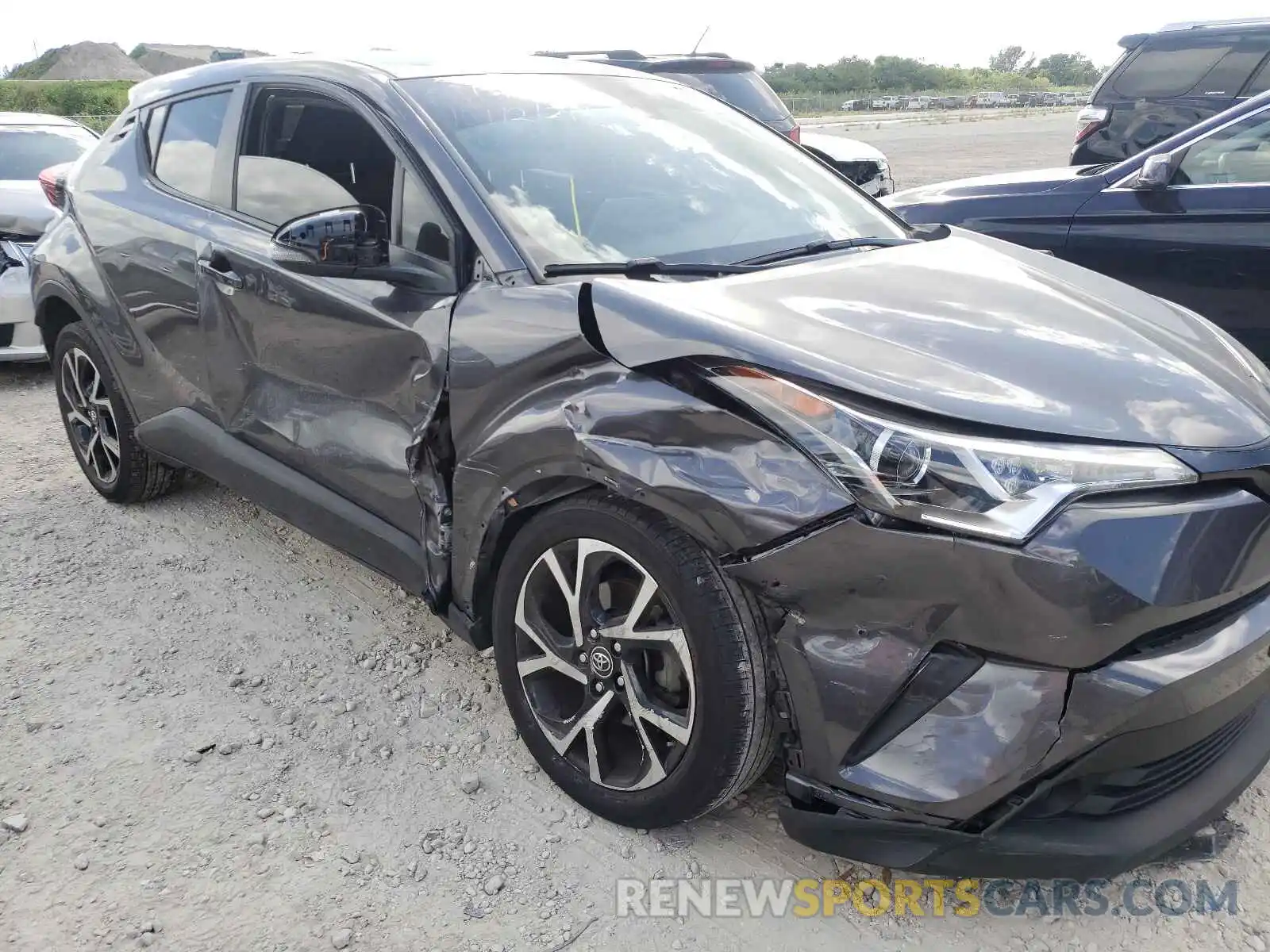 9 Photograph of a damaged car JTNKHMBX4K1036611 TOYOTA C-HR 2019