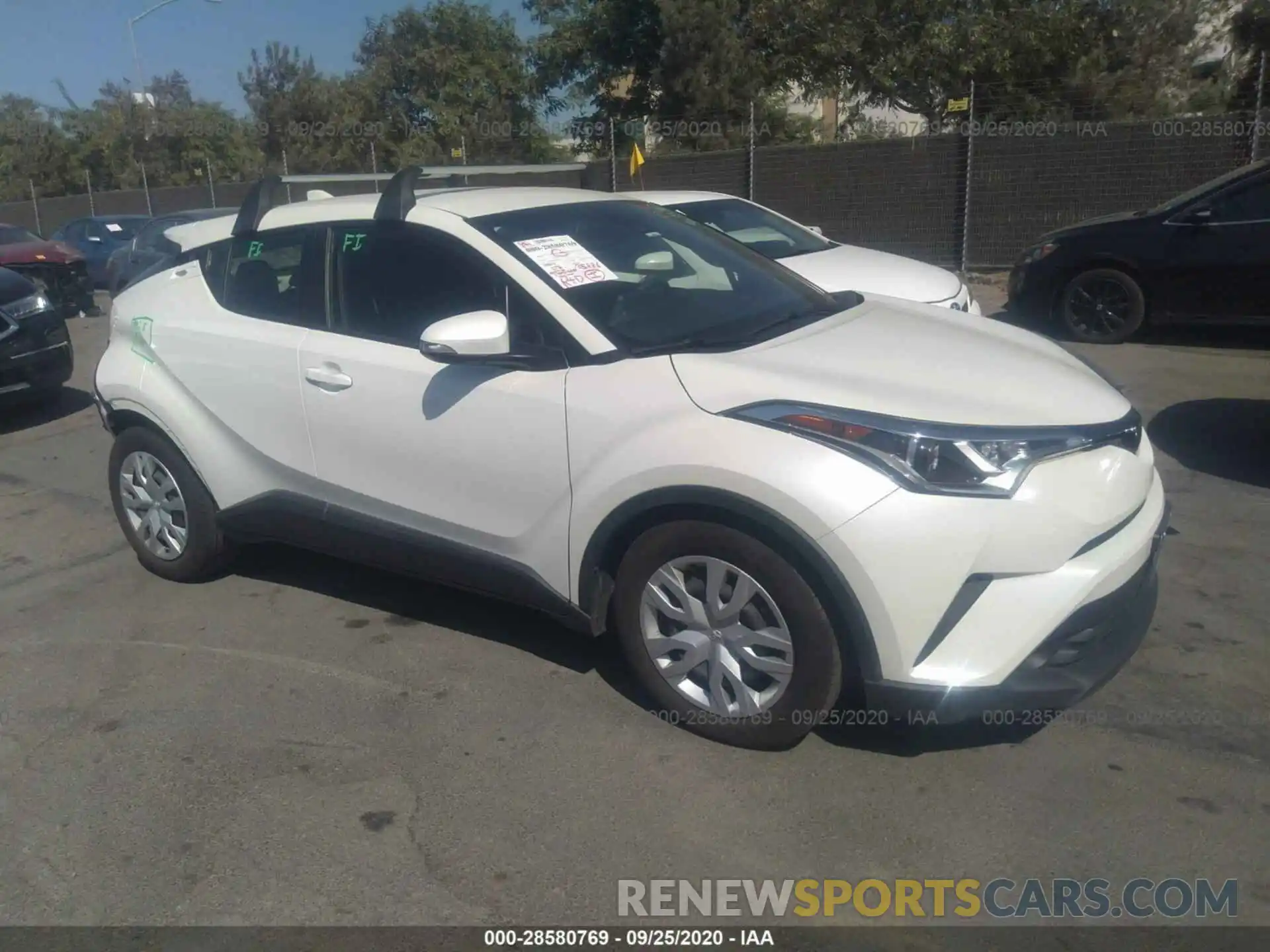 1 Photograph of a damaged car JTNKHMBX4K1043316 TOYOTA C-HR 2019