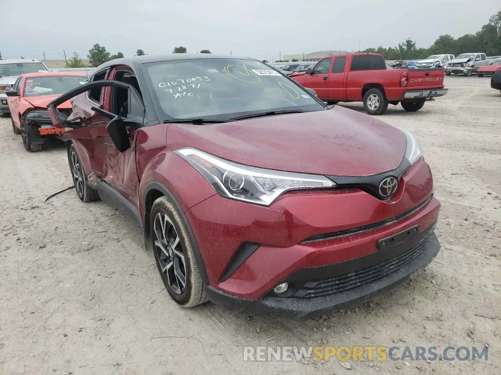 1 Photograph of a damaged car JTNKHMBX4K1045034 TOYOTA C-HR 2019