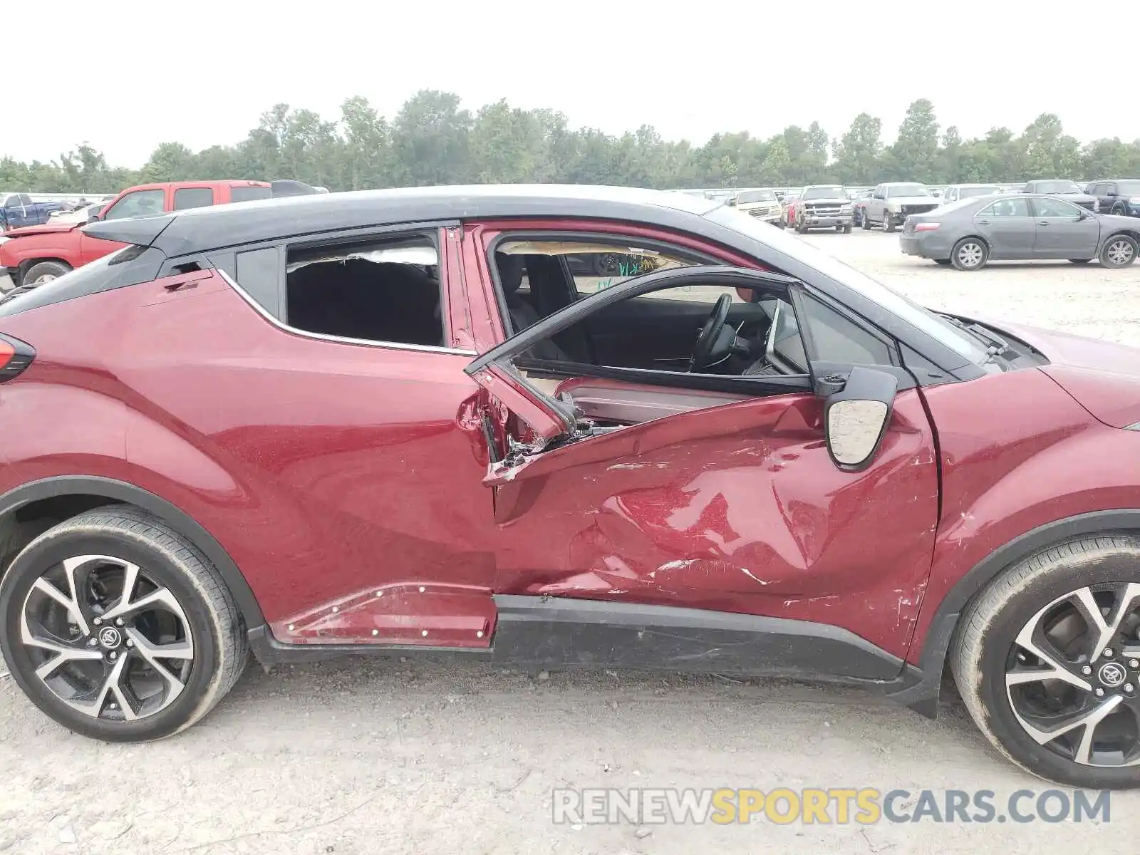 9 Photograph of a damaged car JTNKHMBX4K1045034 TOYOTA C-HR 2019