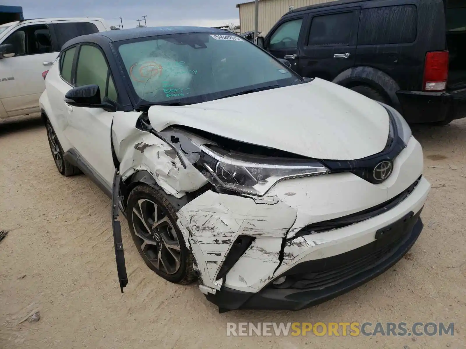 1 Photograph of a damaged car JTNKHMBX4K1054073 TOYOTA C-HR 2019