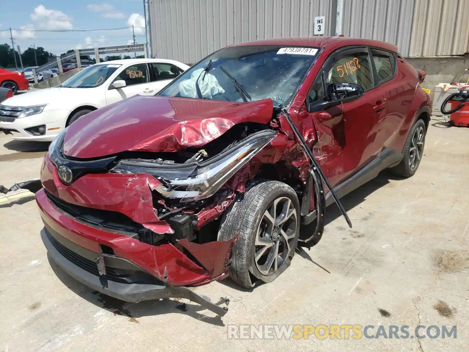 2 Photograph of a damaged car JTNKHMBX4K1059998 TOYOTA C-HR 2019