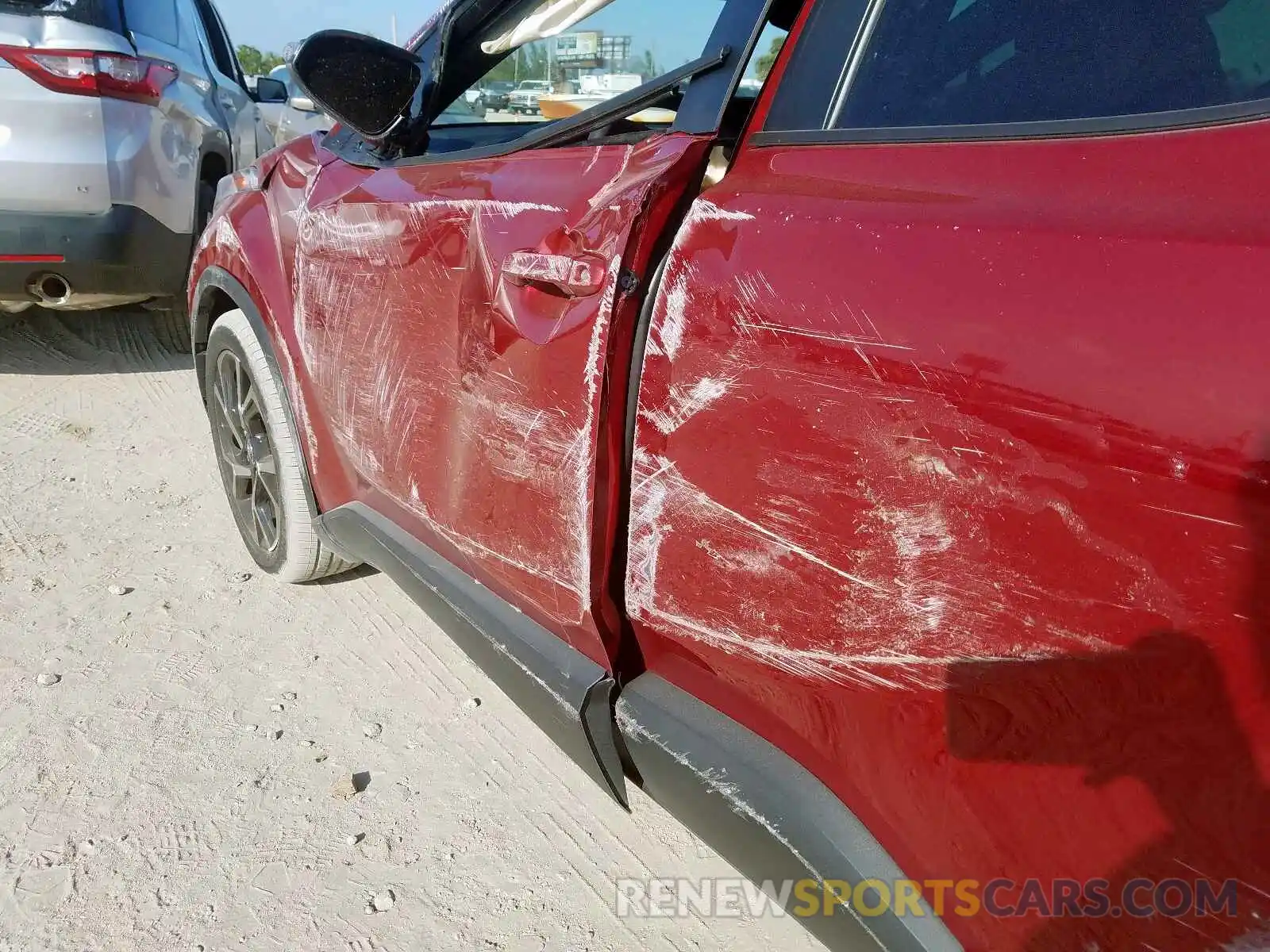 9 Photograph of a damaged car JTNKHMBX4K1062190 TOYOTA C-HR 2019