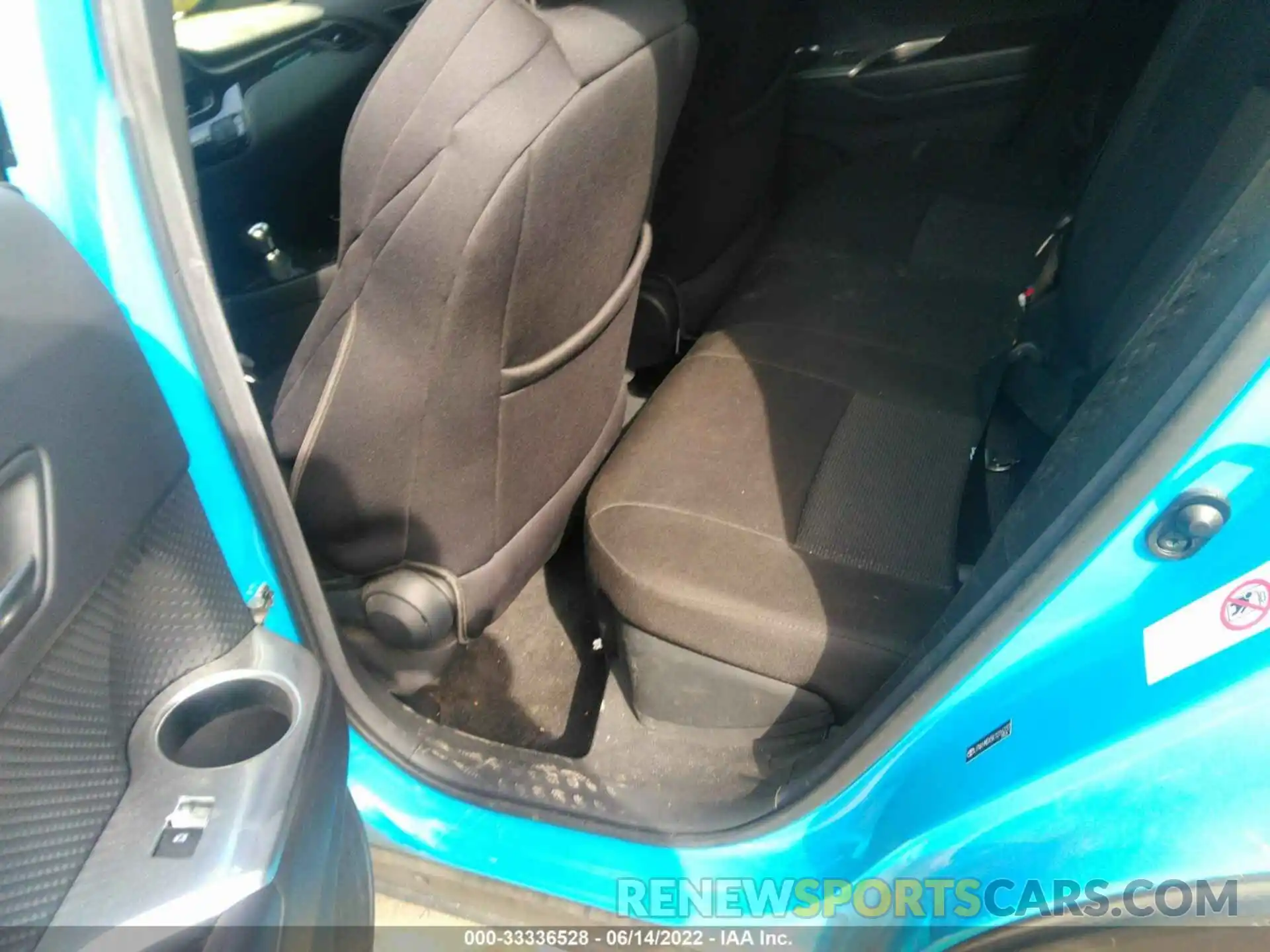 8 Photograph of a damaged car JTNKHMBX5K1016237 TOYOTA C-HR 2019