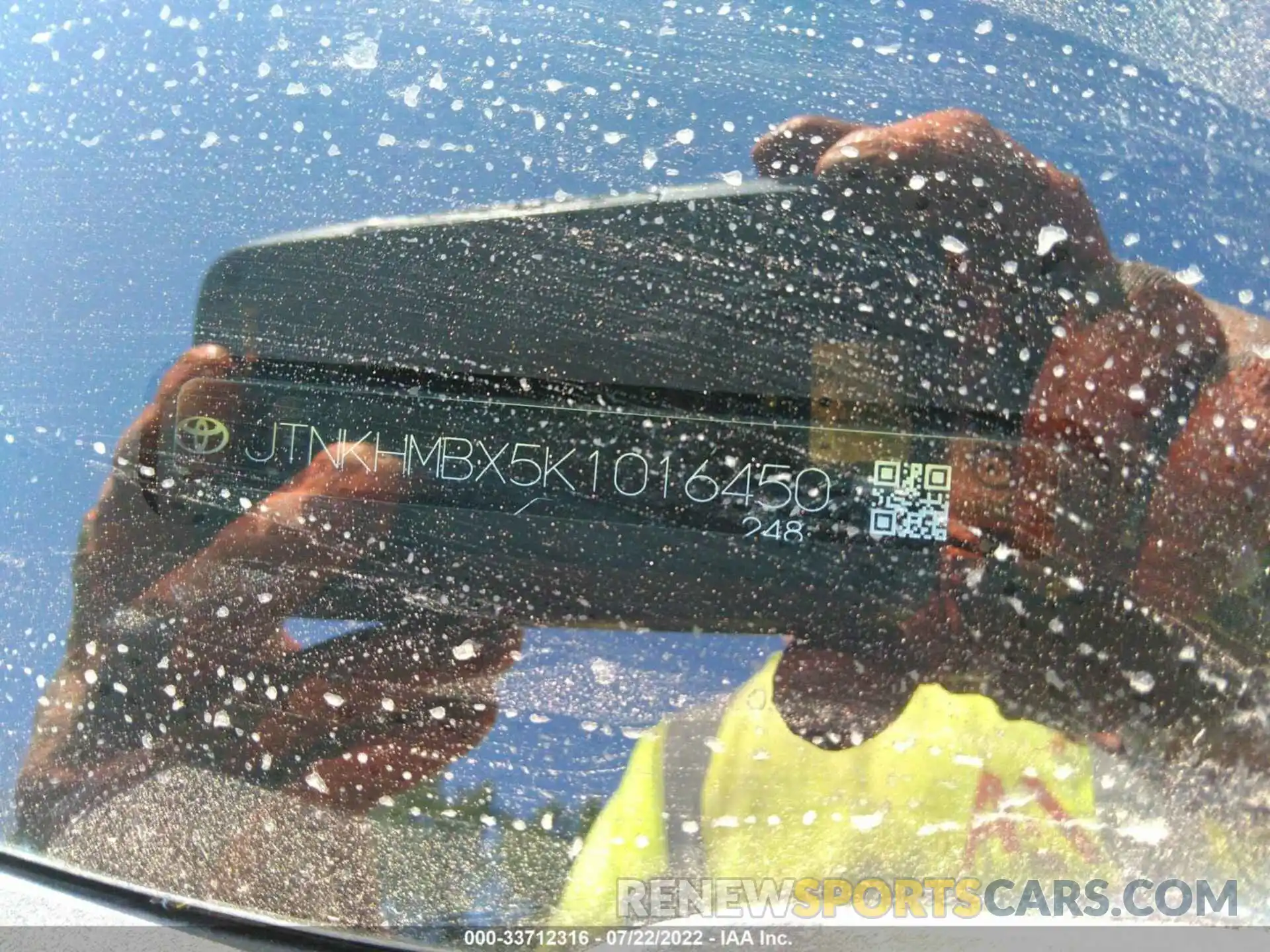 9 Photograph of a damaged car JTNKHMBX5K1016450 TOYOTA C-HR 2019