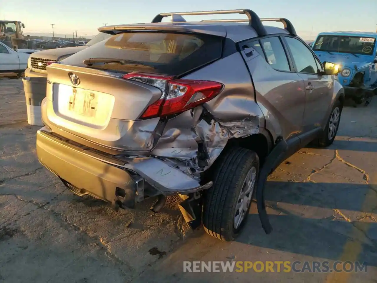 4 Photograph of a damaged car JTNKHMBX5K1020062 TOYOTA C-HR 2019