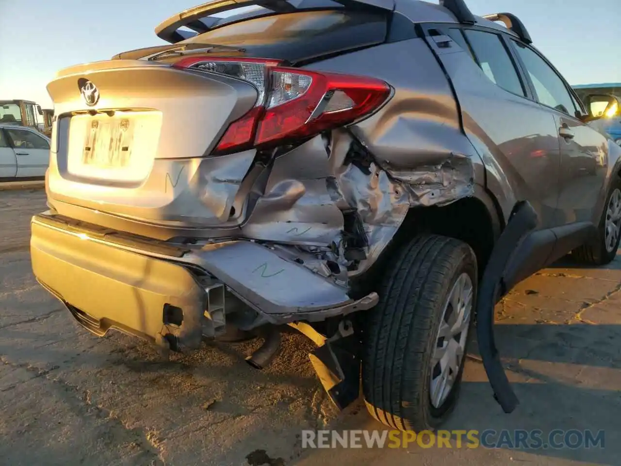 9 Photograph of a damaged car JTNKHMBX5K1020062 TOYOTA C-HR 2019