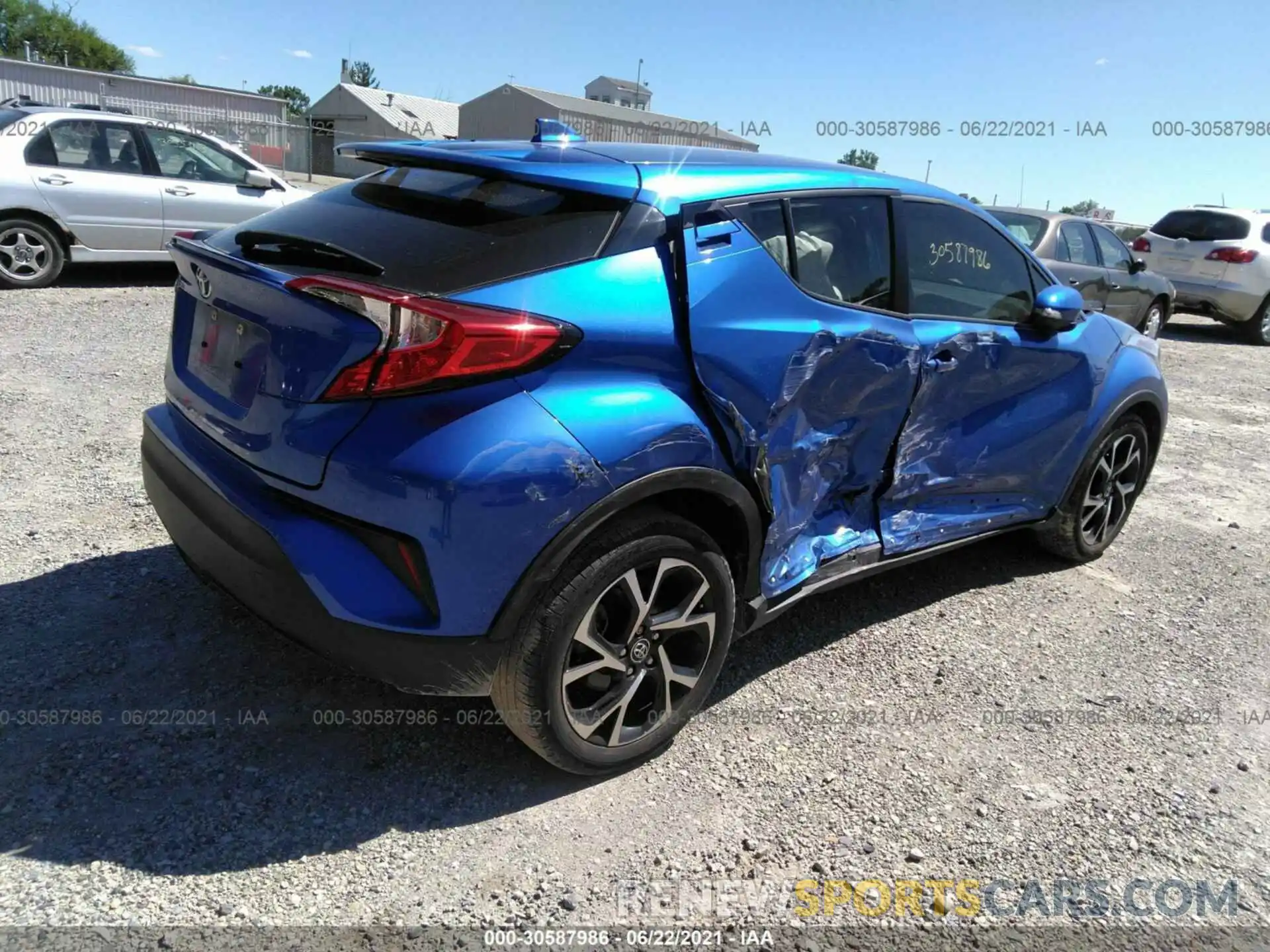 4 Фотография поврежденного автомобиля JTNKHMBX5K1023477 TOYOTA C-HR 2019