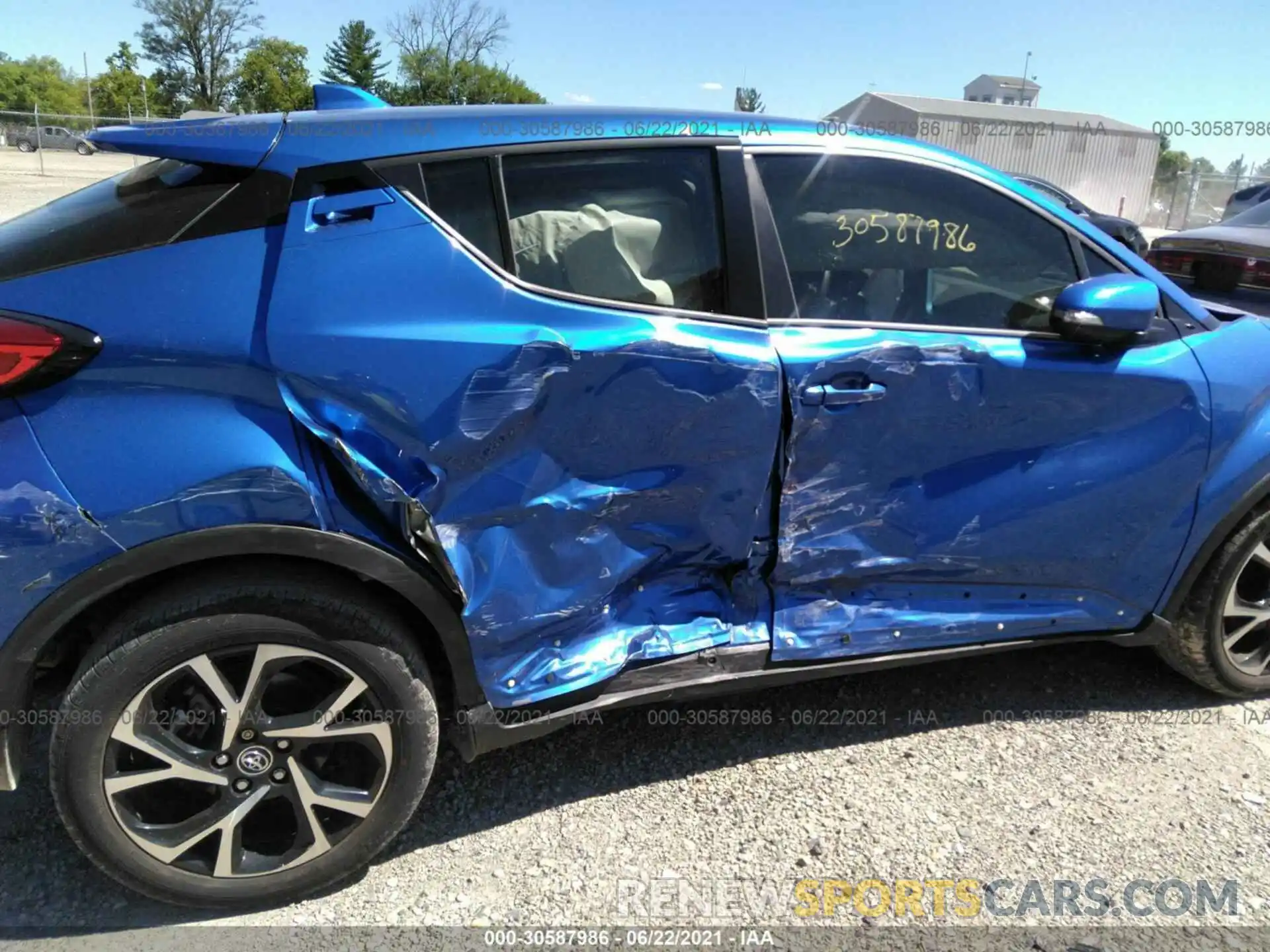 6 Photograph of a damaged car JTNKHMBX5K1023477 TOYOTA C-HR 2019